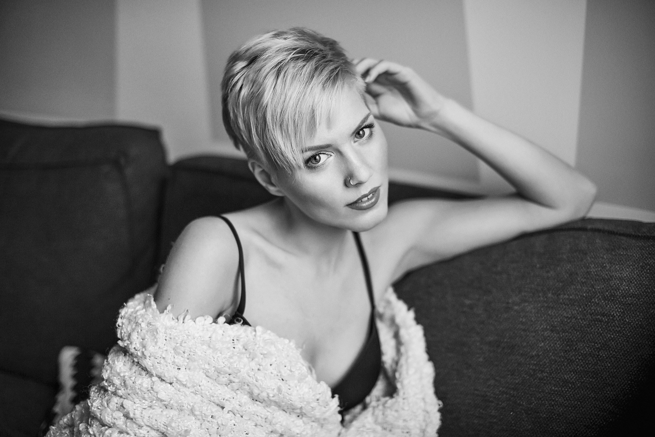 Света. Профессиональный фотограф Игорь Парфенов, Новосибирск, Москва, реклама, каталоги, контент, портрет, видео, будуар