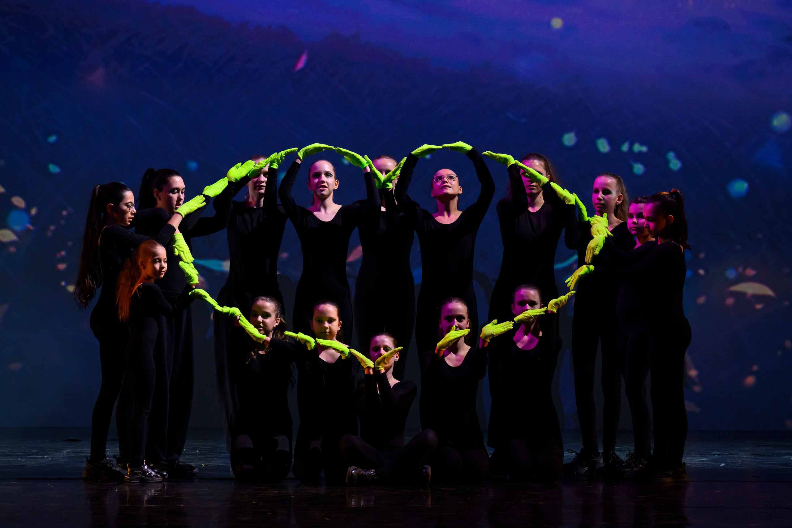 23 апреля, часть 1, БКЗ Октябрьский, г. Санкт-Петербург. Золотое яблочко