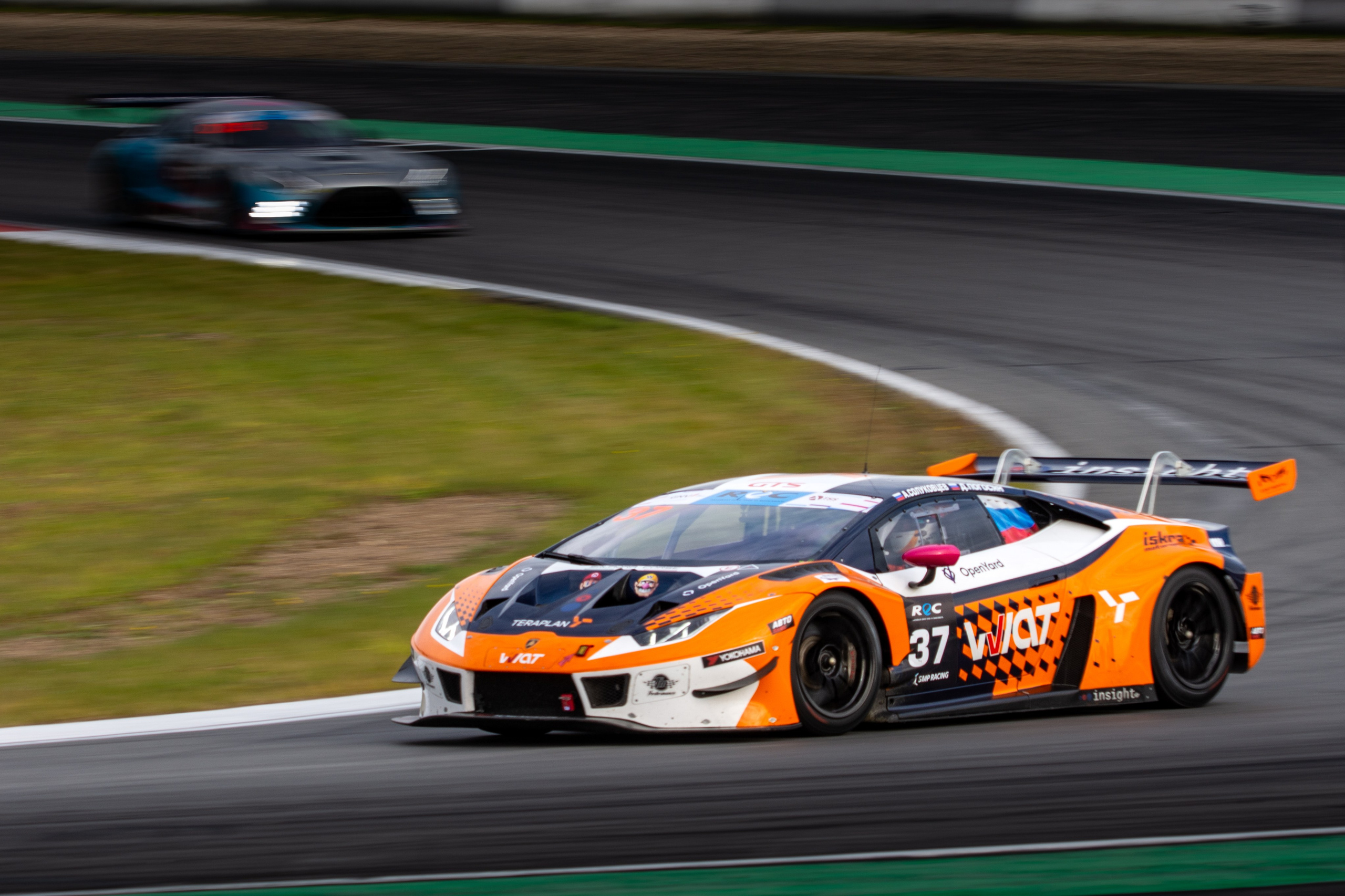 MRW — REC — 04.10.2025. AlexFecto — галереи фотографий