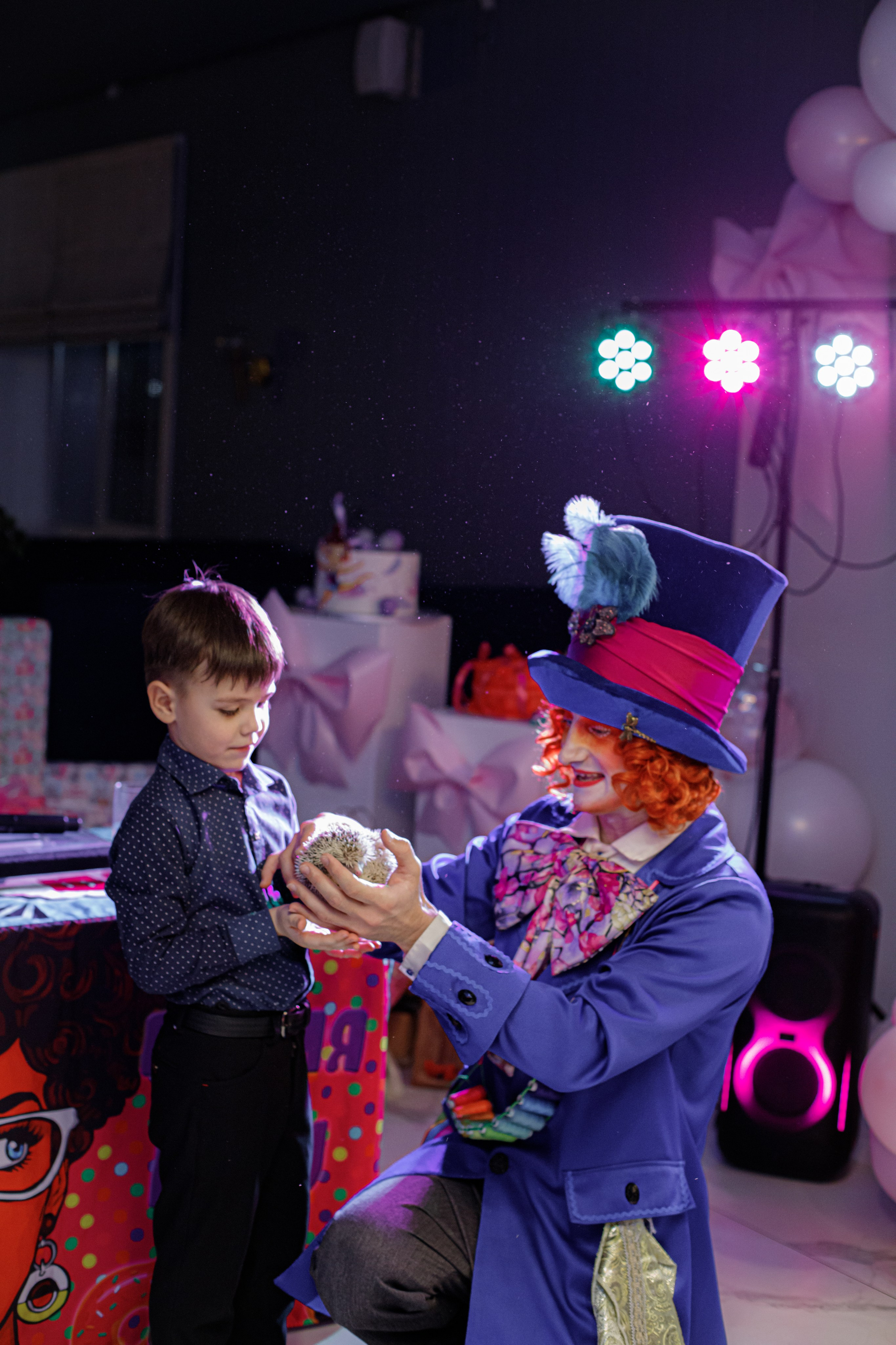 ASIA'S BIRTHDAY PARTY. Photokarish