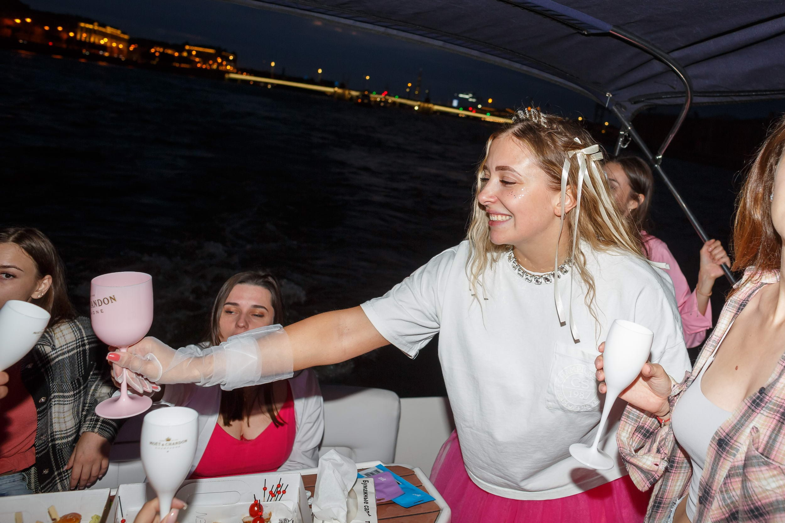 «Hen-Party» девичник Полины. Свадебный фотограф Игорь Брундасов 8PHOTO на свадьбу венчание загс СПб