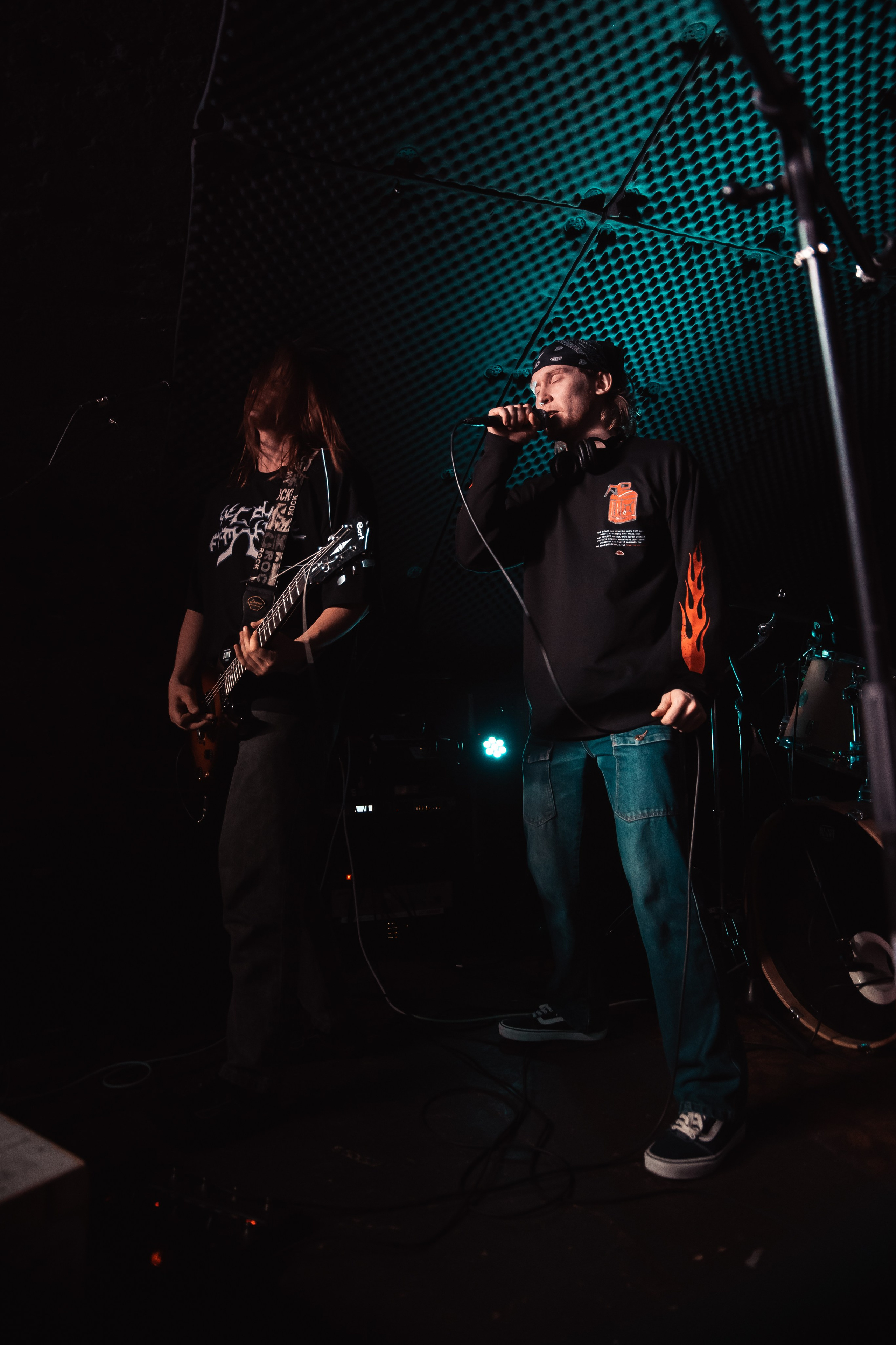 Праймал. Бар «Дело не в тебе», Красноярск, 20.04.2025. Фотограф Регина Крикунова г. Красноярск