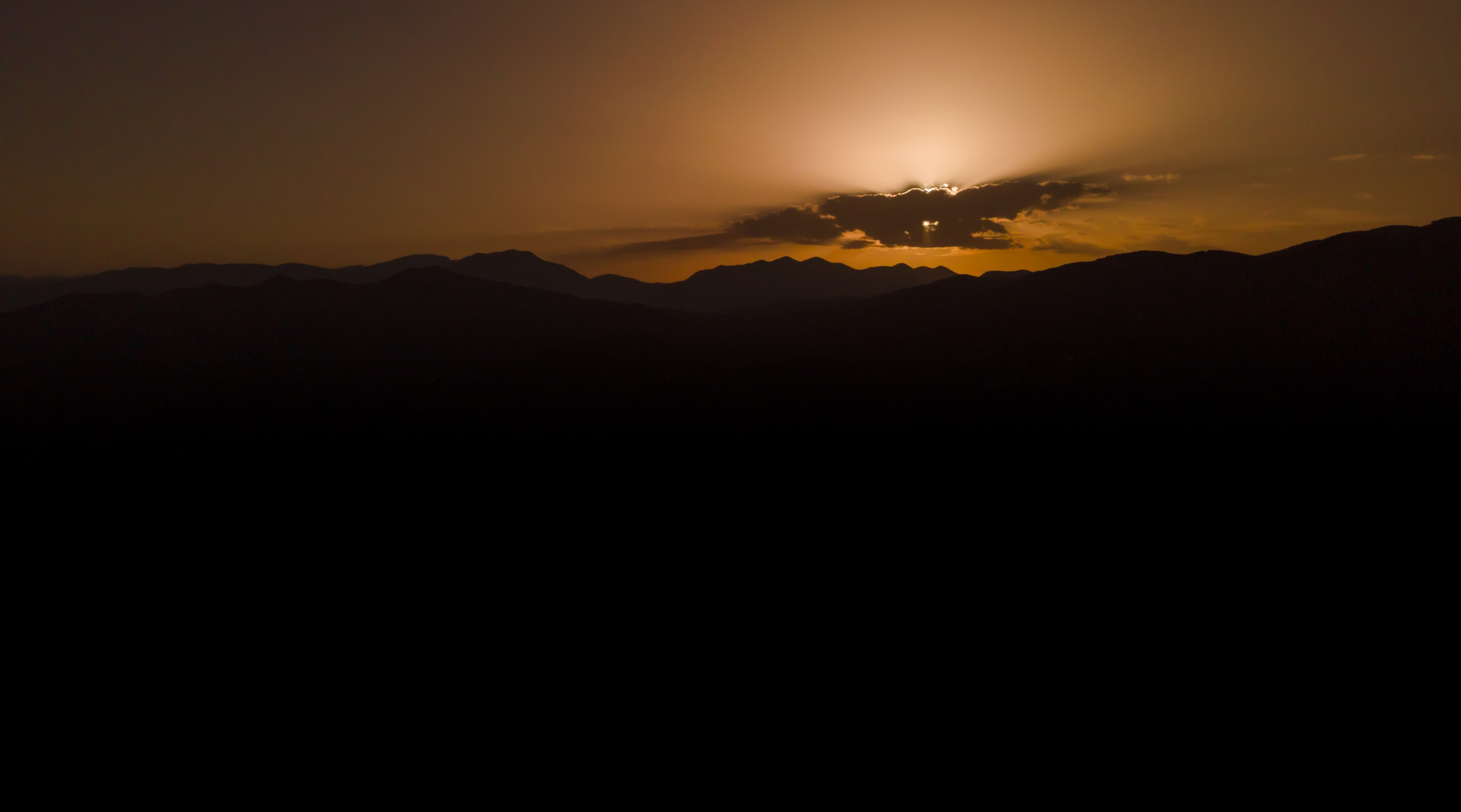 TRAVEL&NATURE. NE Cinema — backstage and reportage photography in cinema, music, Automotive and sport