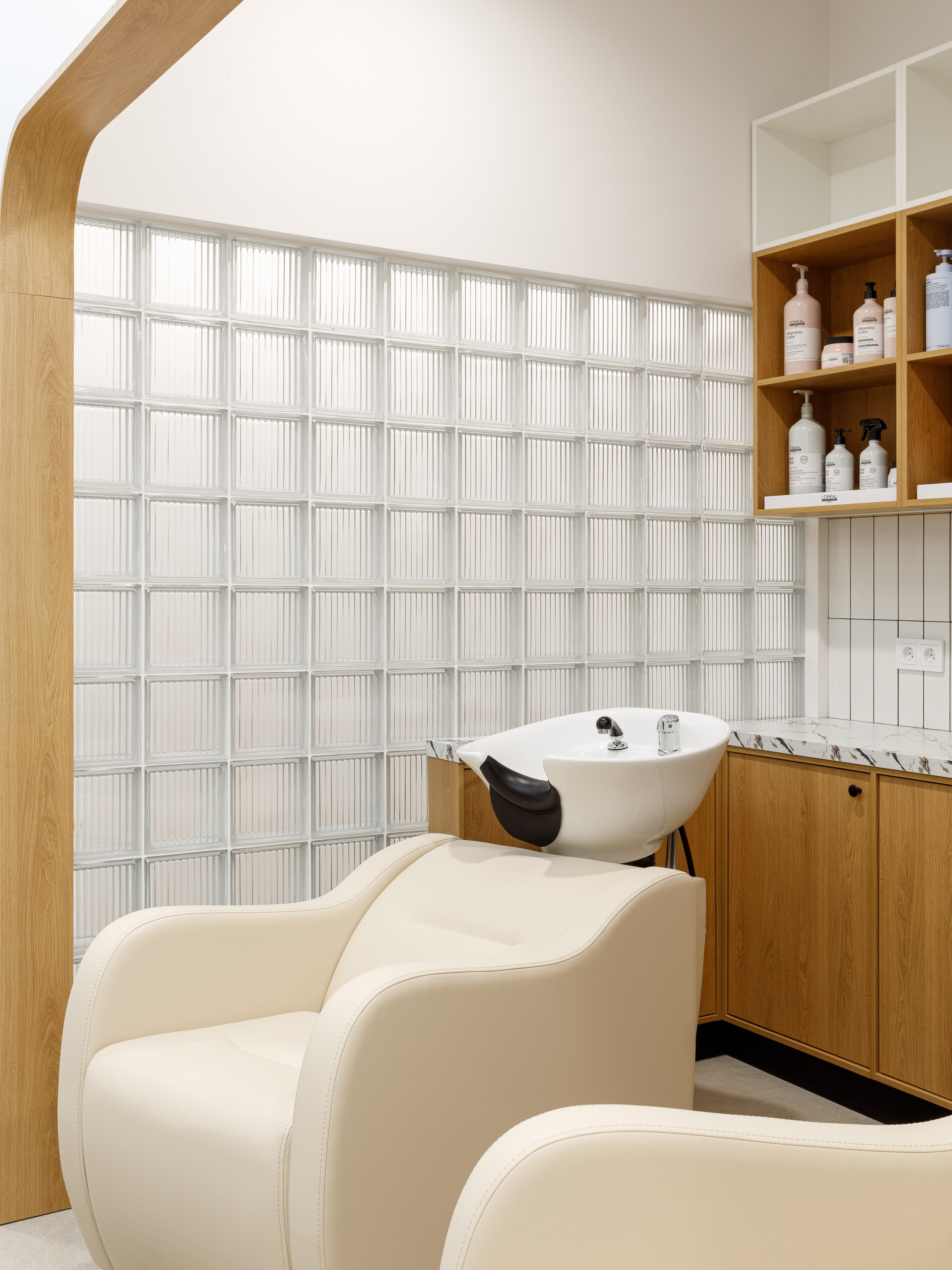 Art Family: Салон красоты и воздуха «Рук не хватает». Интерьерный фотограф Дима Птицын и стилист Дарья Копылова