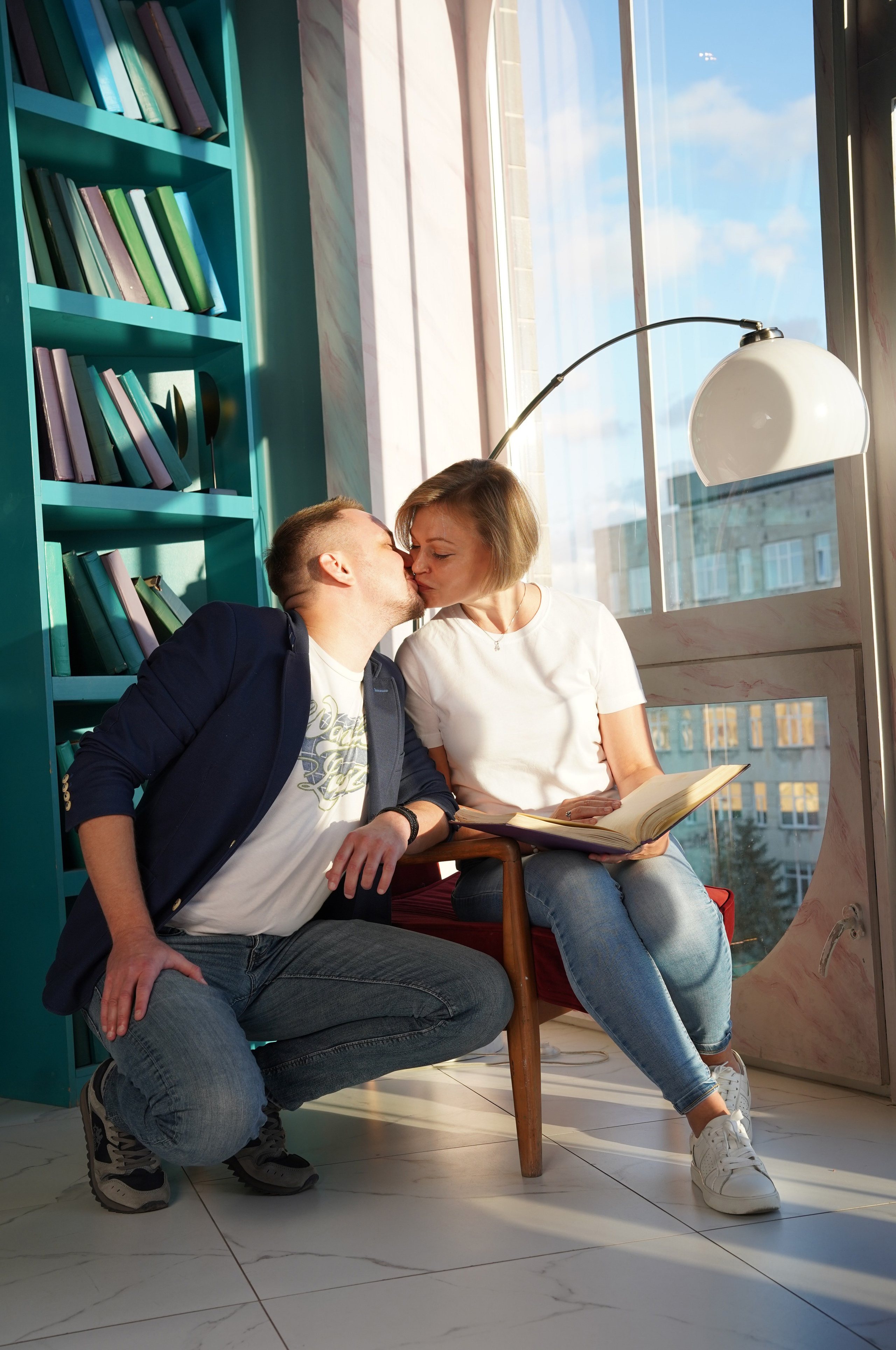 В библиотеке. Студийный и портретный фотограф в САНКТ-ПЕТЕРБУРГЕИрина Махаон