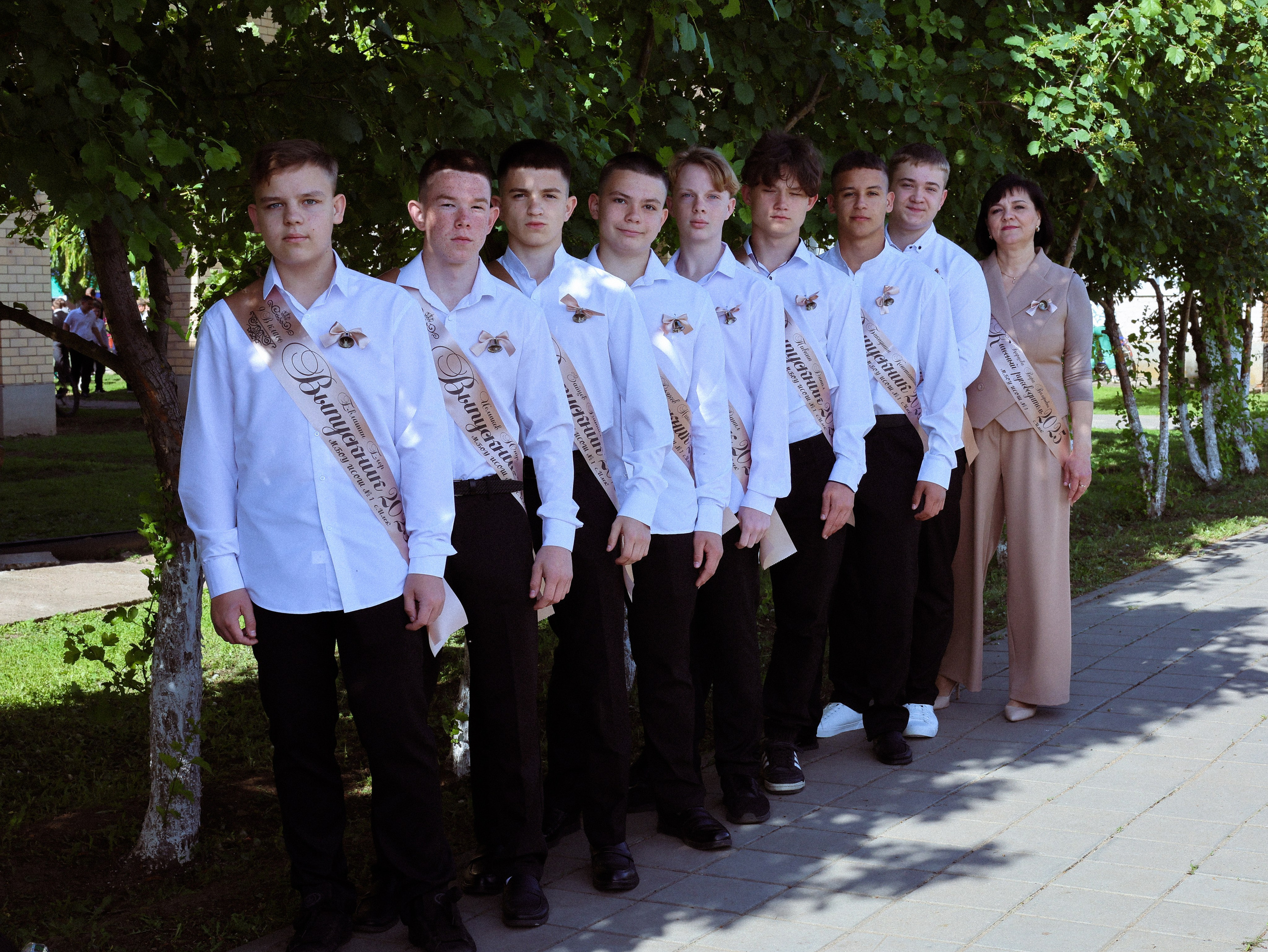 Последний звонок 2025. Мания, портретный фотограф в городе Оренбург