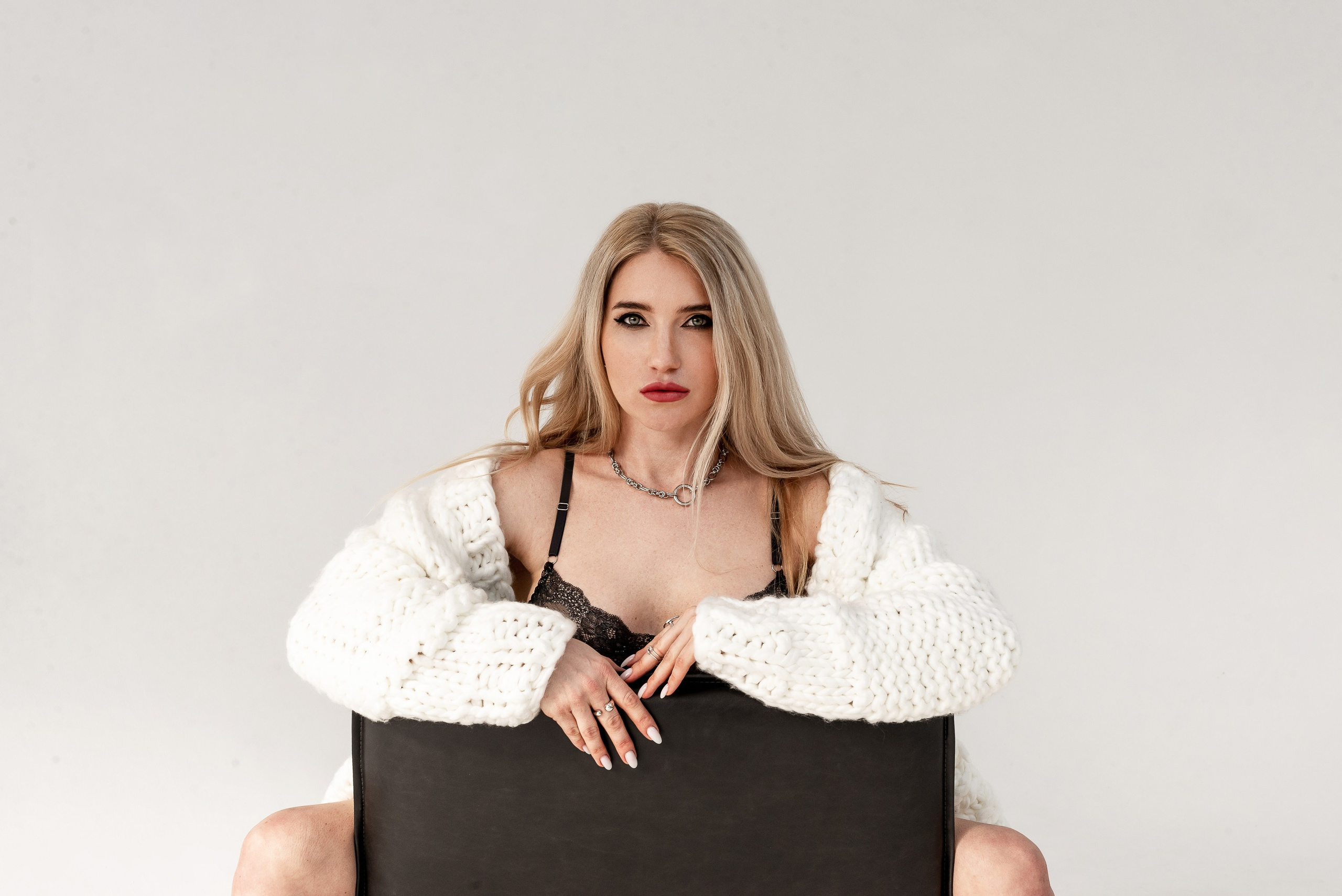 Съемка для дизайнера украшений Olesya Svertoka. Женский и семейный фотограф Сочи и Краснодар Ольга Маловик