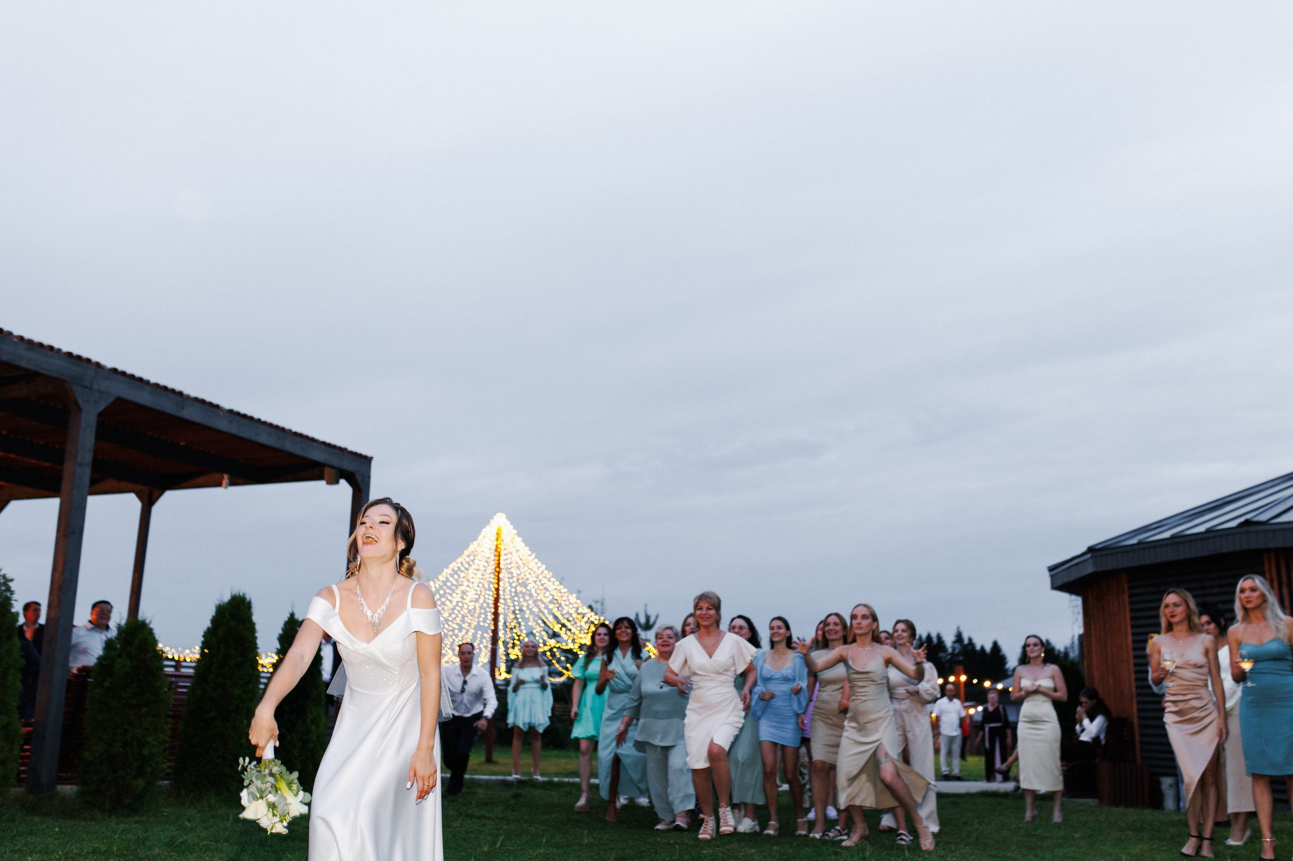 Свадебная фотосессия и банкетная часть в усадьбе СПБ. Свадебный фотограф СПБ