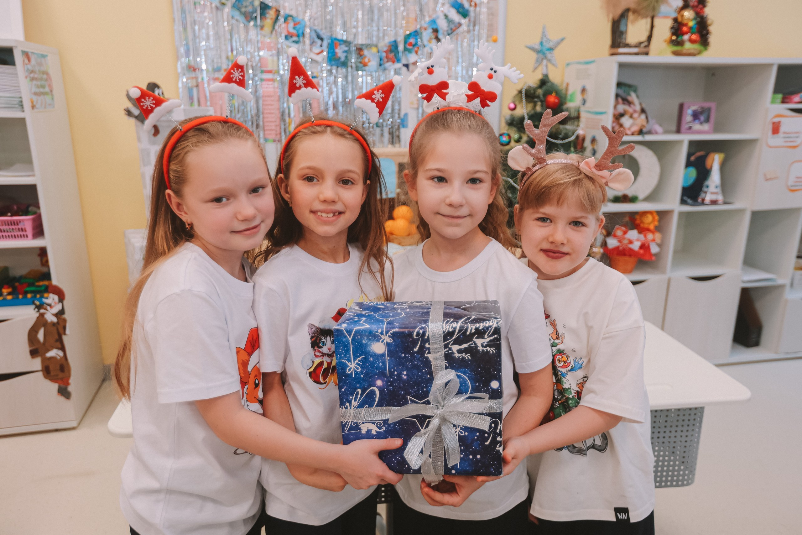 Новогодняя в школе 2 класс. Семейный фотограф Тюмень, фотограф на роды Салмина Мария