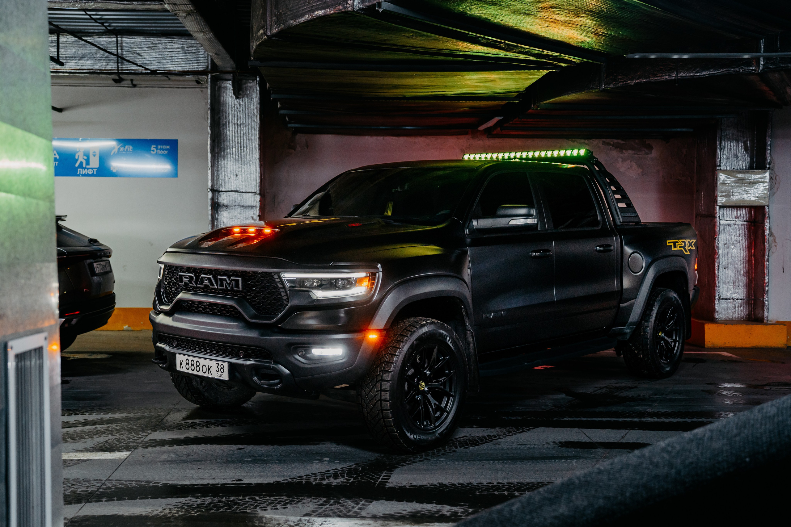 Ram Rebel TRX. Фотограф, видеограф и пилот дрона на Байкале
