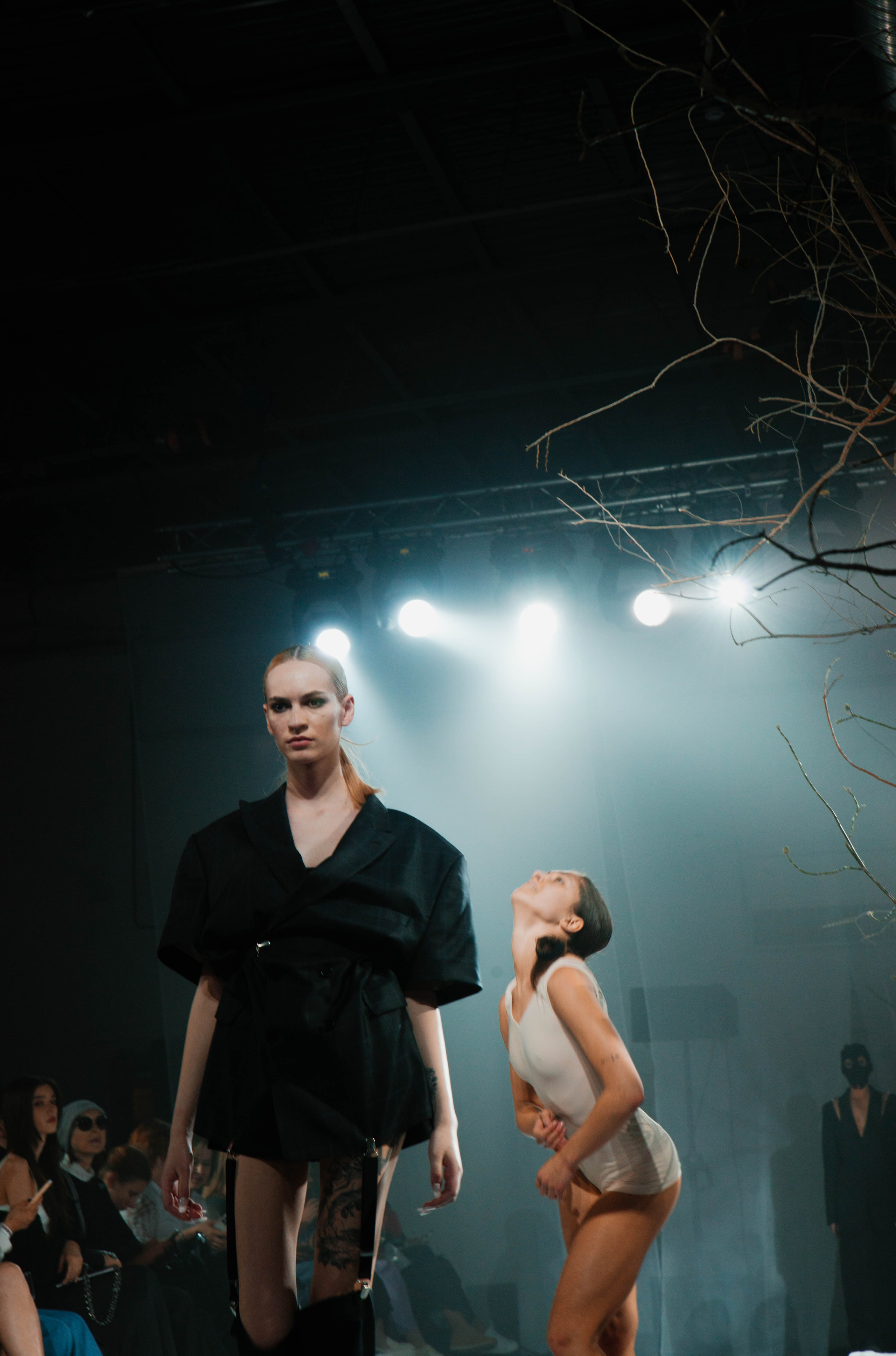 Показ «Красный Шум». Ксения Glossa. Портретный и репортажный фотограф в Самаре