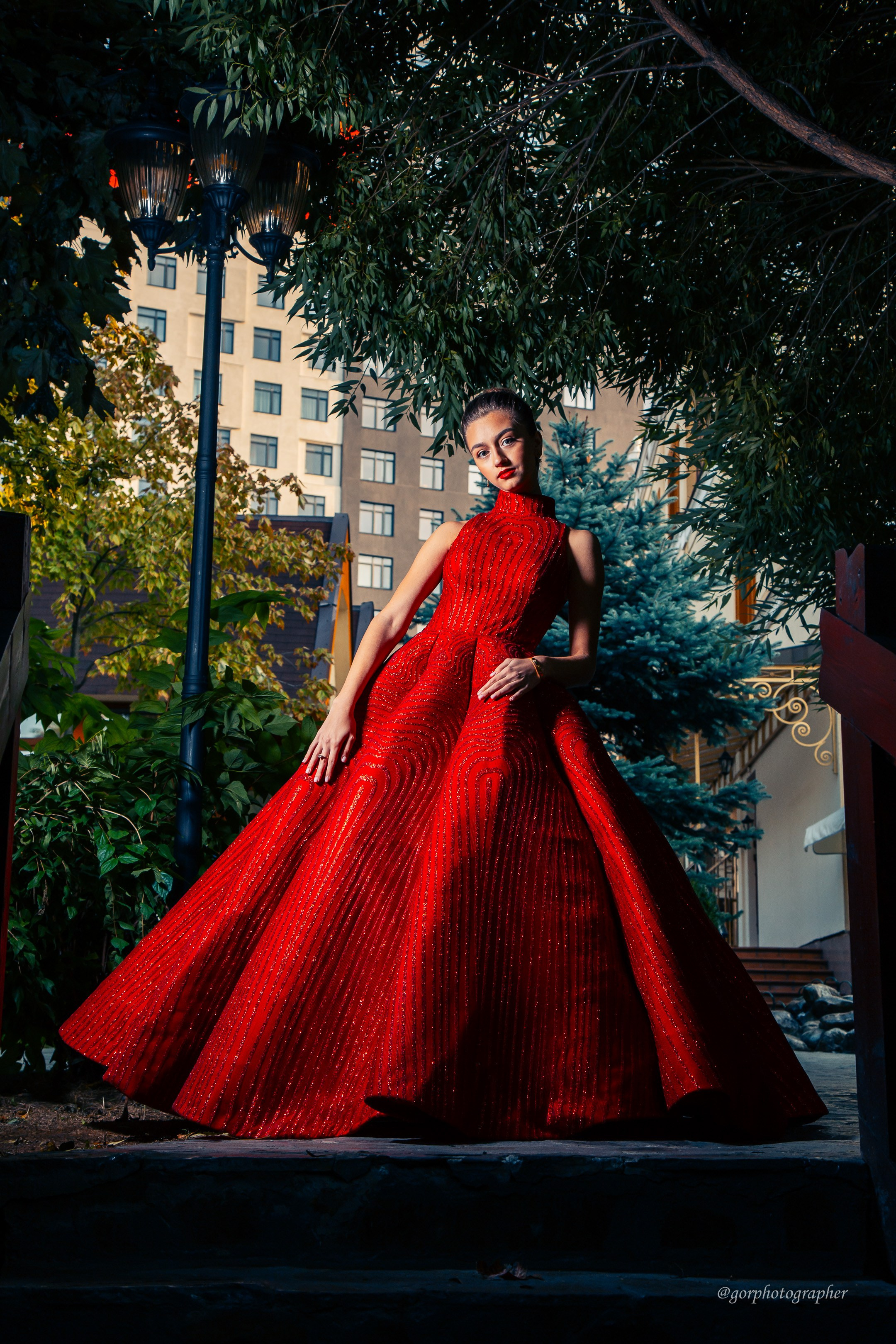 Фотосессия у ресторана. Свадебный Фотограф в Москве Гор Магтагян