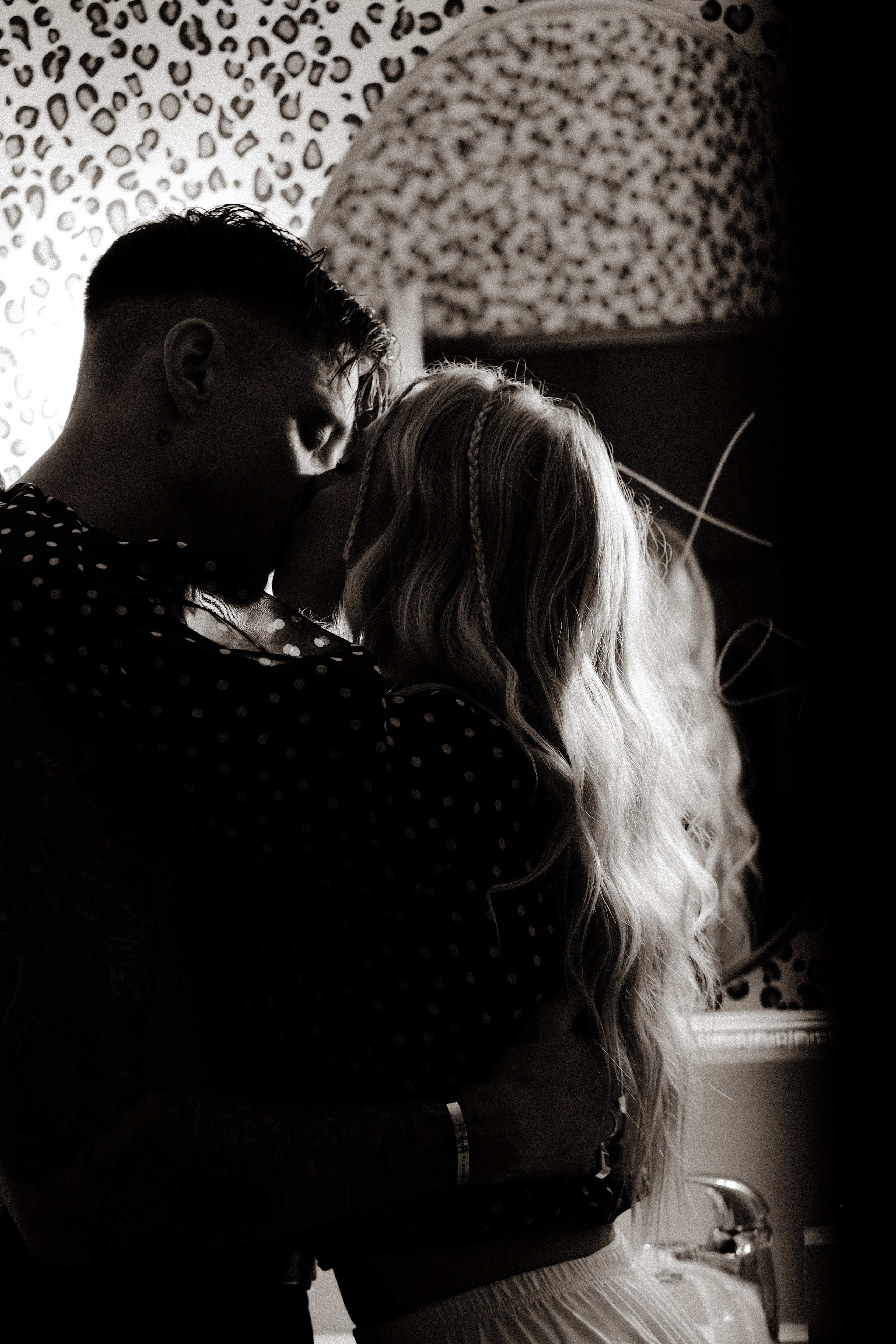 СВАДЕБНАЯ СЬЕМКА С КАБРИОЛЕТОМ В САНТК-ПЕТЕРБУРГЕ НА ПЕТРОГРАДКЕ В ОТЕЛЕ ПАНОРАМИКА. Профессиональный фотограф, Санкт-Петербург — Виктория Богомолова