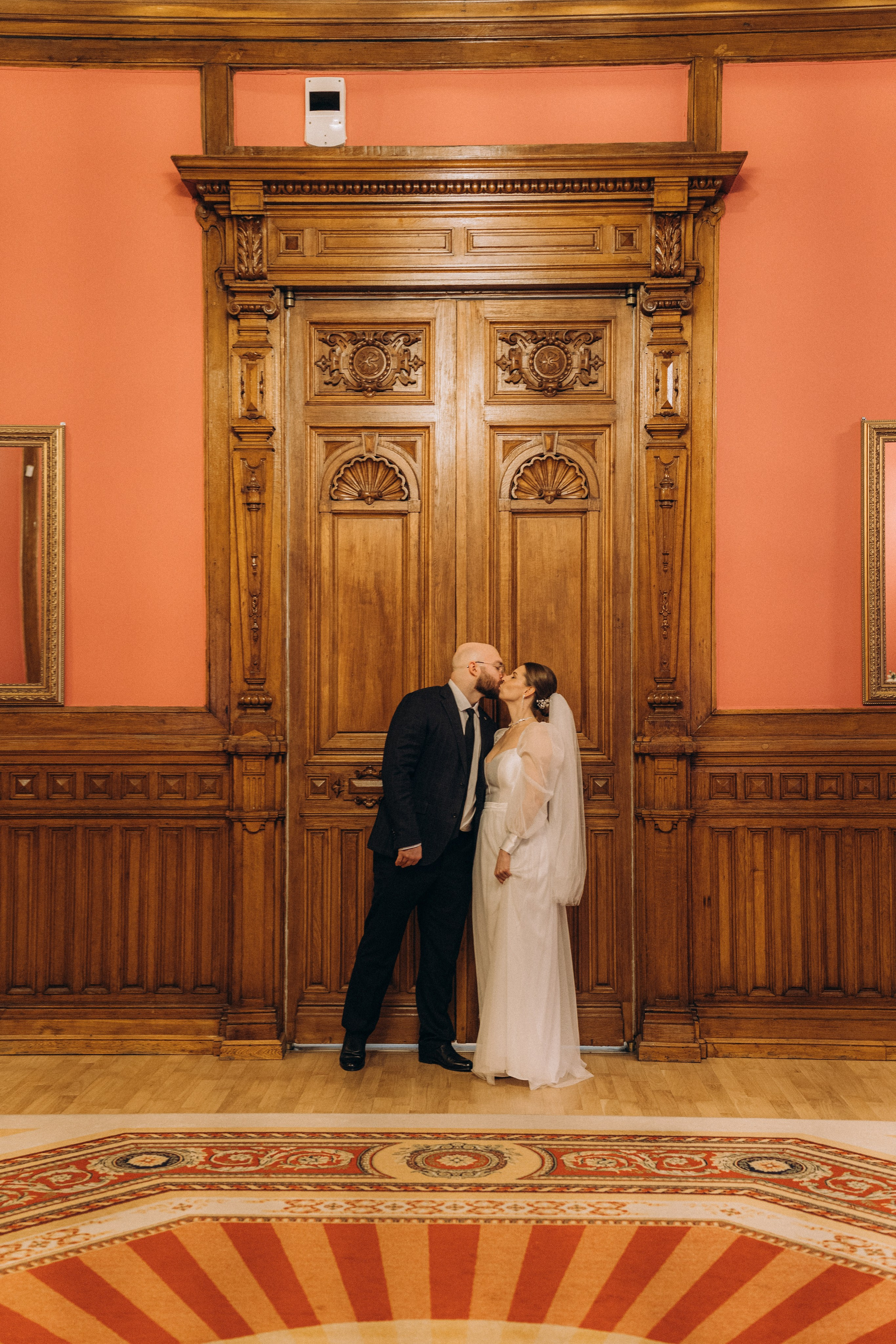 СВАДЕБНАЯ СЬЕМКА ВО ВТОРОМ ДВОРЦЕ (ДЕКАБРЬ) ТАКЖЕ СЬЕМКА В СТУДИИ НА ЧЕРНЫШЕВСКОЙ. Профессиональный фотограф, Санкт-Петербург — Виктория Богомолова