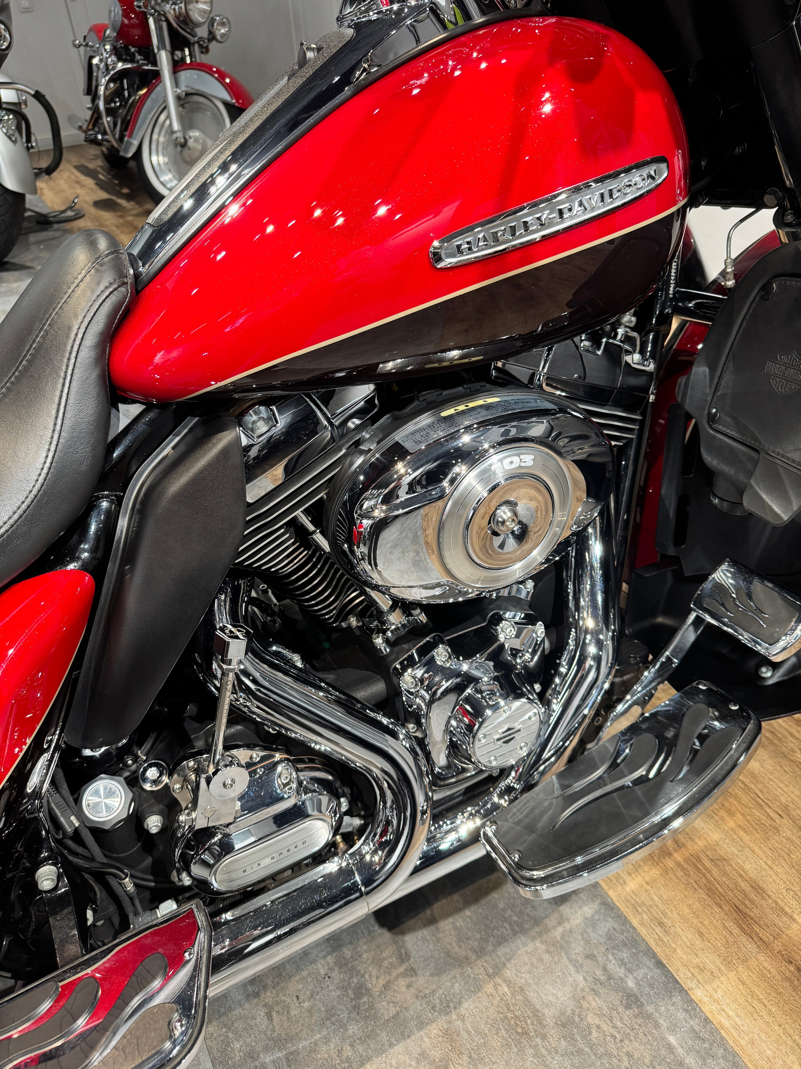 Мотоциклы Harley-Davidson 110 CVO Fire Fighters' Edition (Touring)  — купить мотоцикл. Hello Davidson, Москва. Только хорошие мотоциклы…