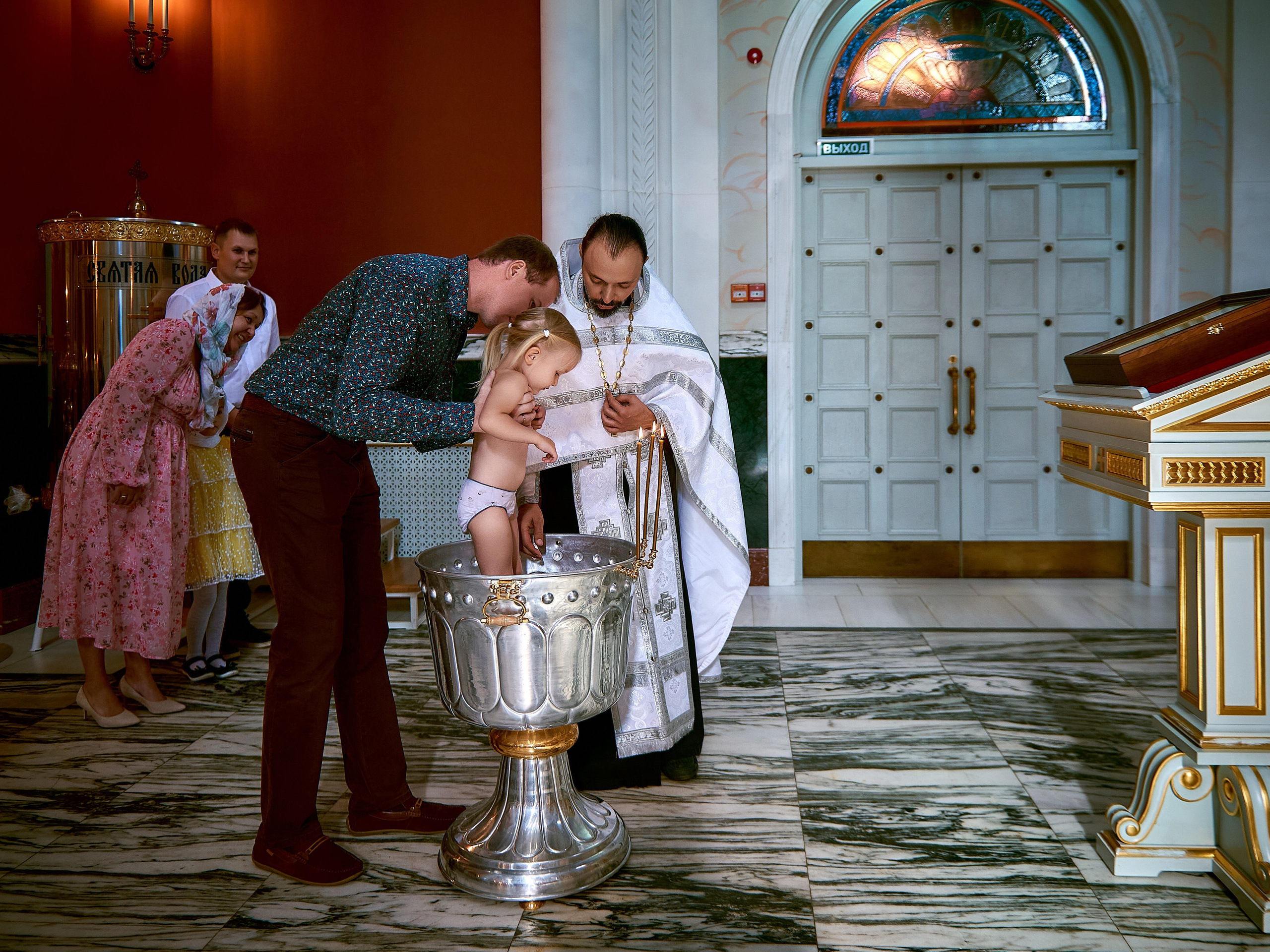 Крещение Кристины | Храм «Спас на Каменке». Свадебный фотограф в Санкт-Петербурге Славин Денис