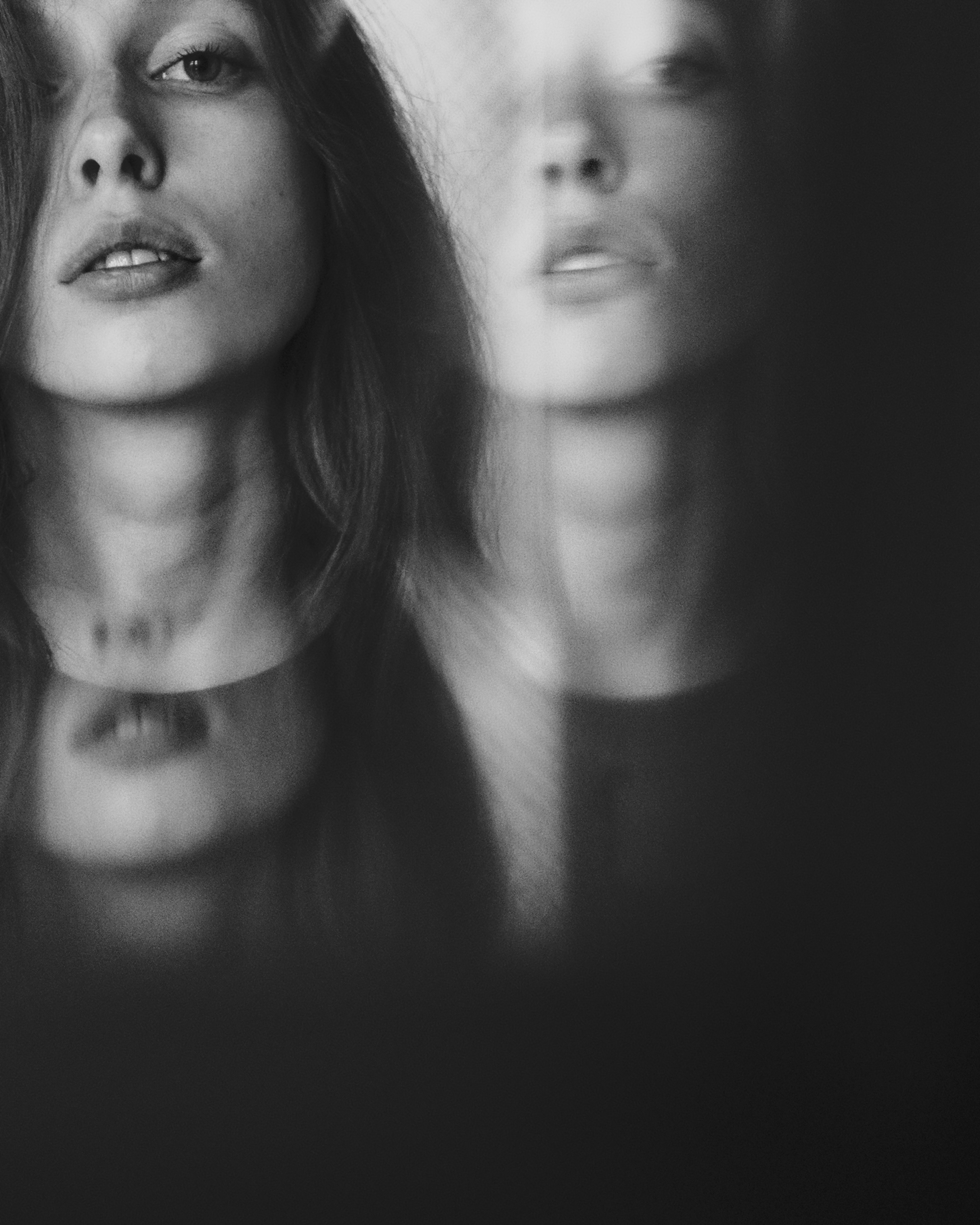 Портретная фотография черно-белая