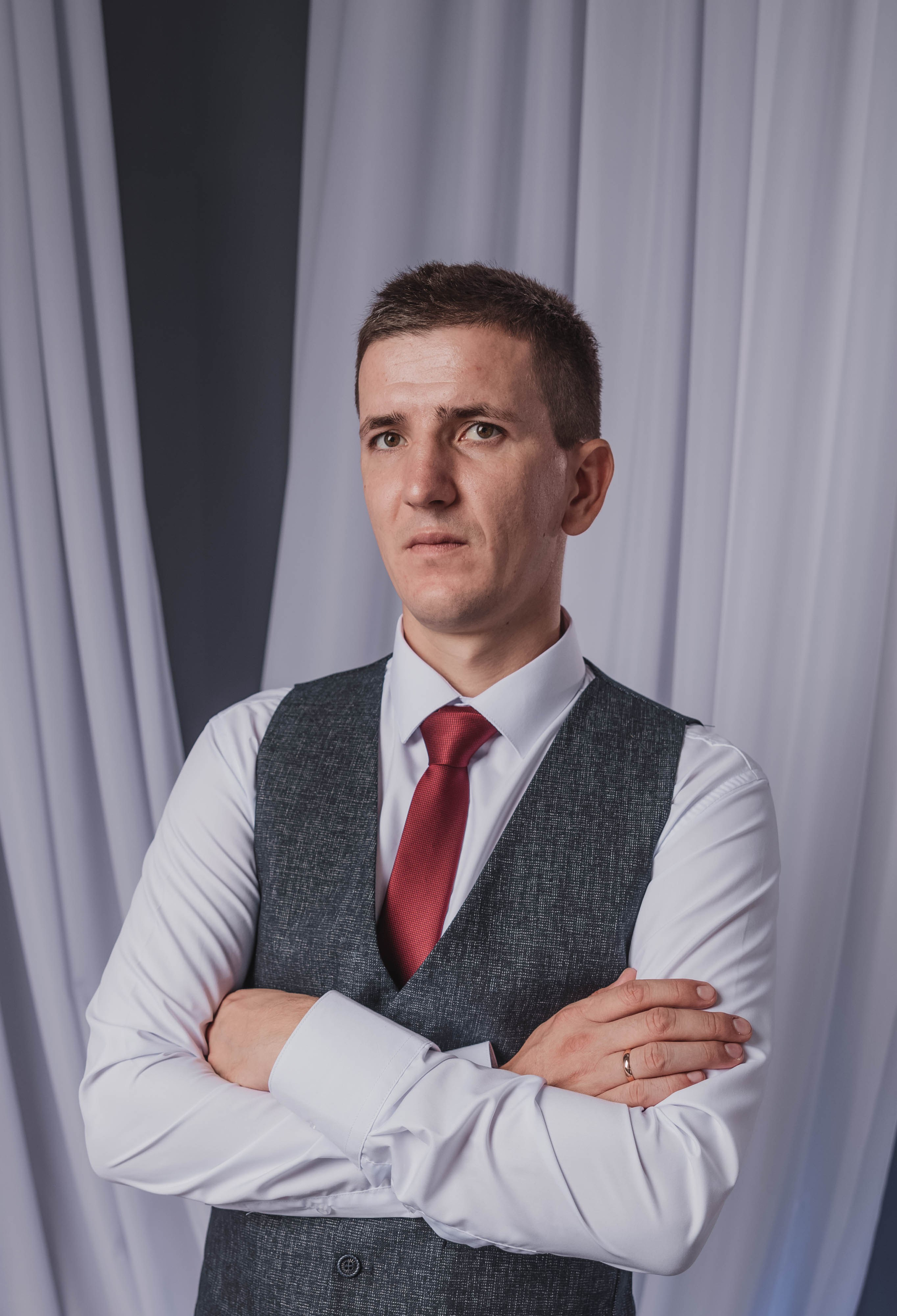 Свадебная фотосессия в фотостудии г. Саратова Яна и Сергей 28.08.2024. Свадебный фотограф, портретный фотограф в Москве и Саратове Оксана Анциферова