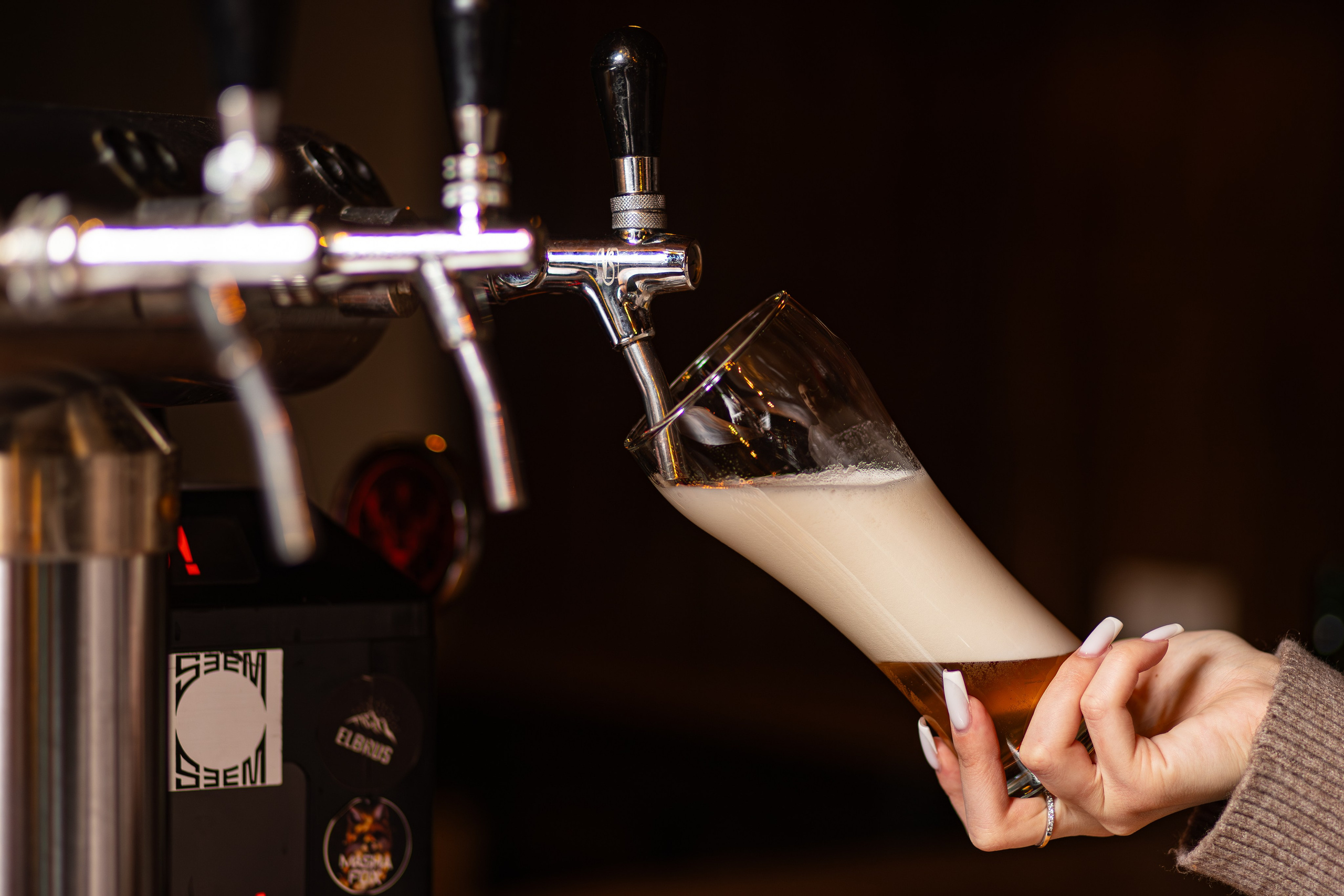 Бар Енот Романово 28. Фотограф Александр Поздняков  Новосибирск