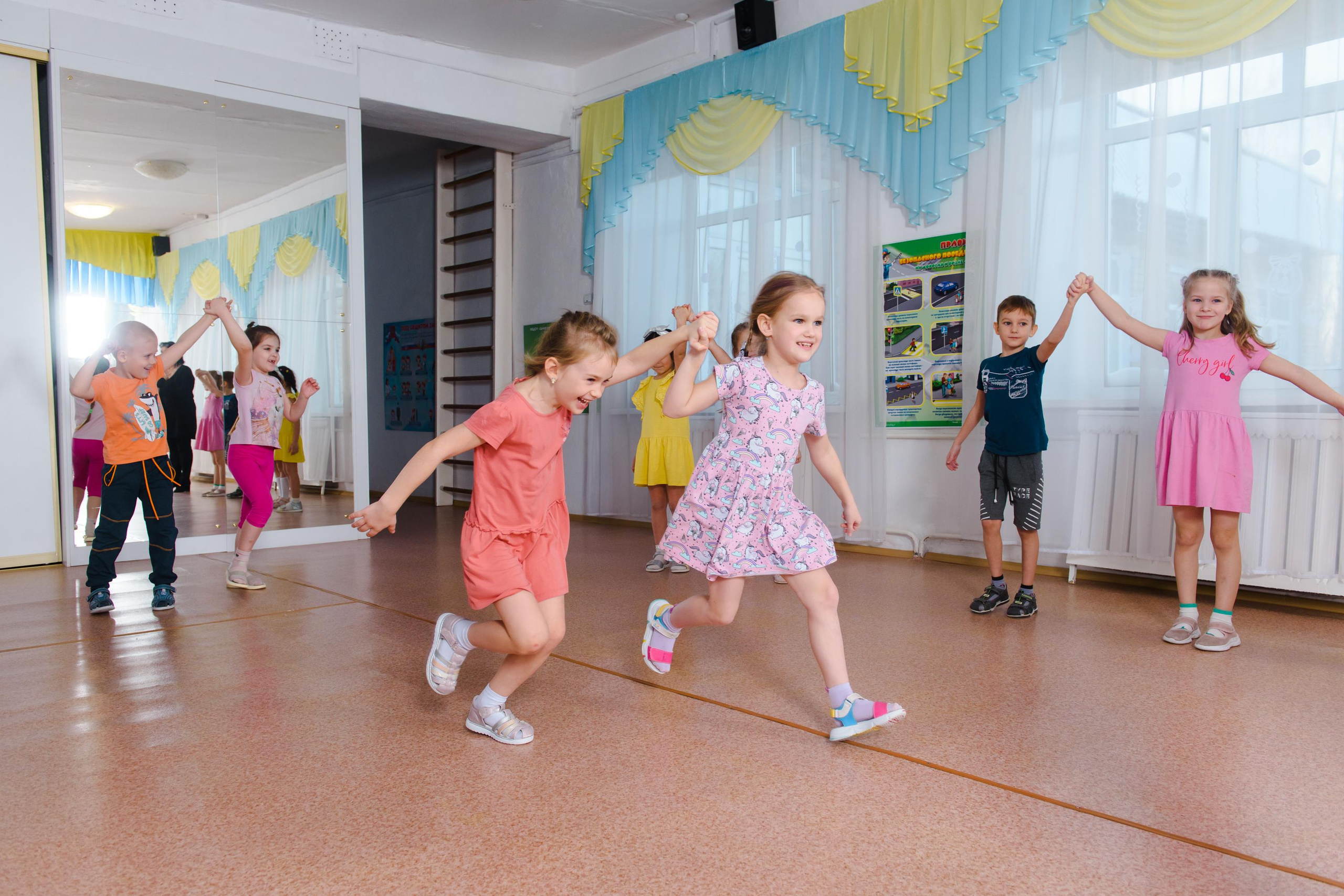 Выбирайте альбомы не по стоимости. Студия выпускных альбомов Ольги Галкиной. Томск