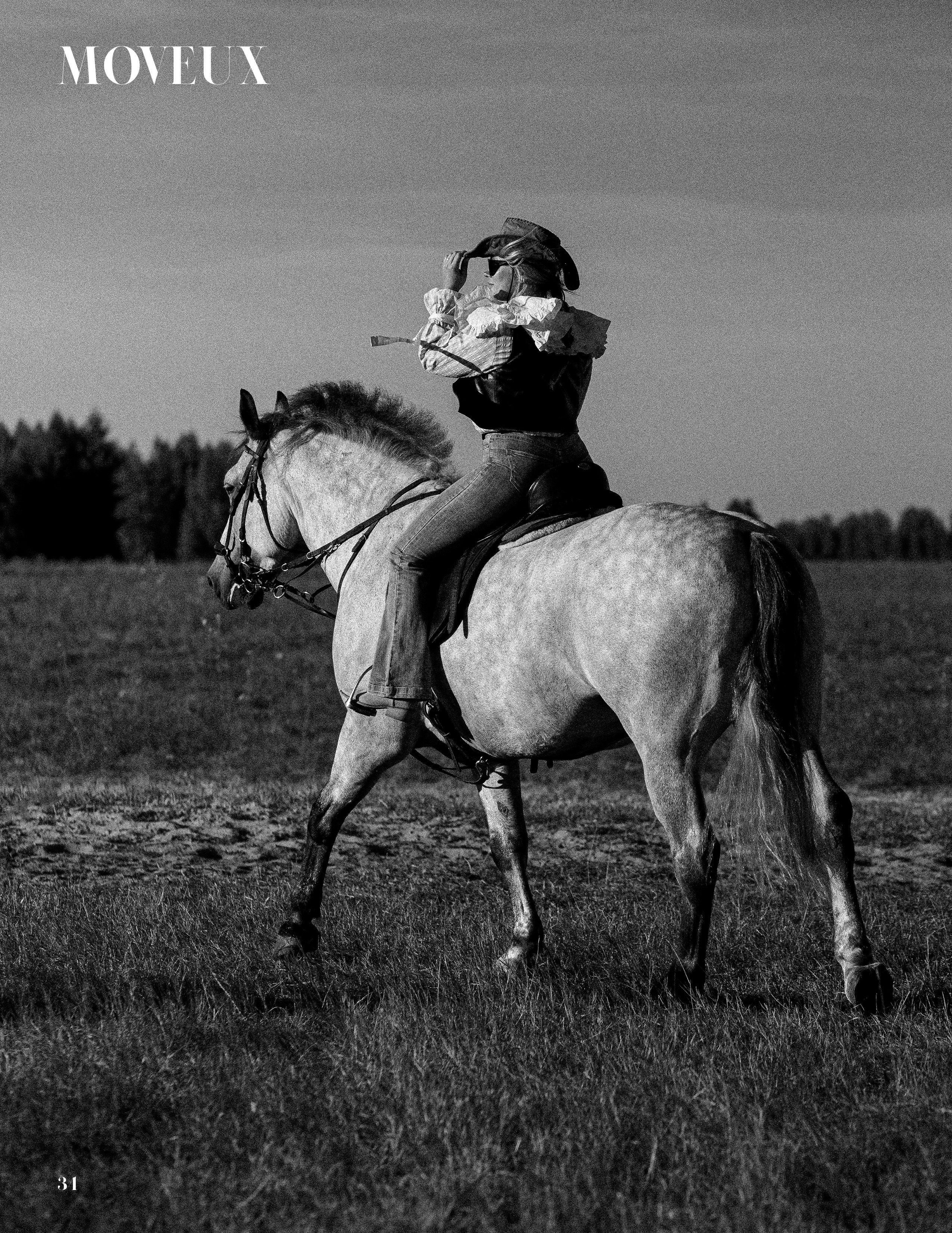 MOVEUX Magazine Oct 2024 Валентина. Фотограф для Людей и для Брендов в Тамбове. Татьяна Энговатова