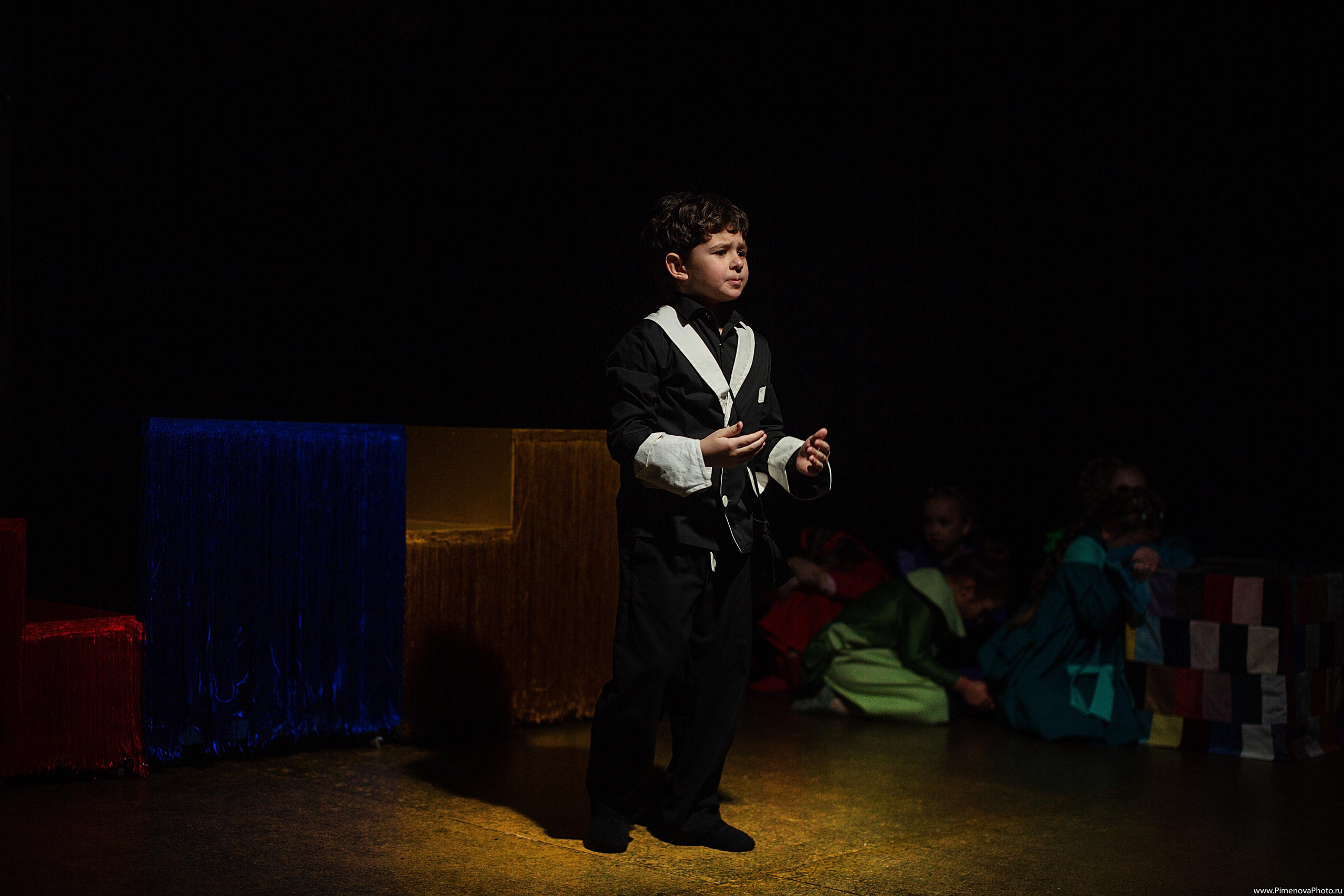 Карандаши «Театрум» ДТЦ, февраль. Семейный и детский фотограф в Петрозаводске