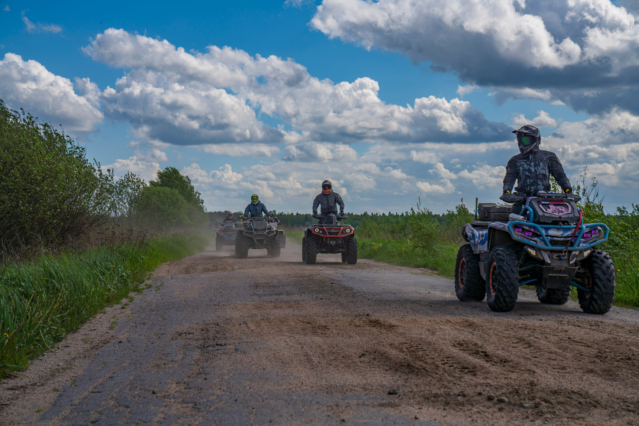RazVolution. Графический дизайнер Илья Левченко