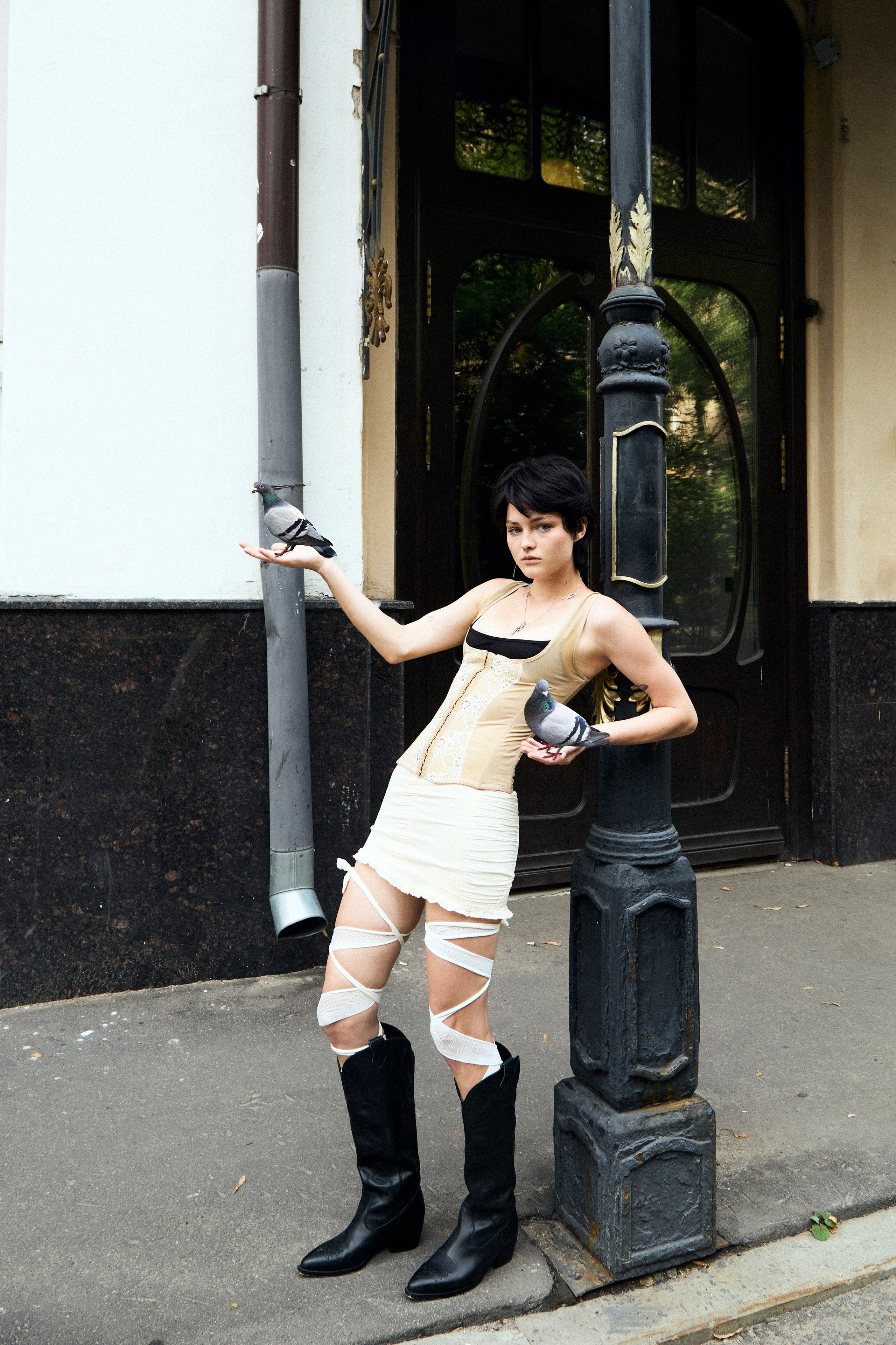 Alan (lumpenmen). Arina Kharakhashian