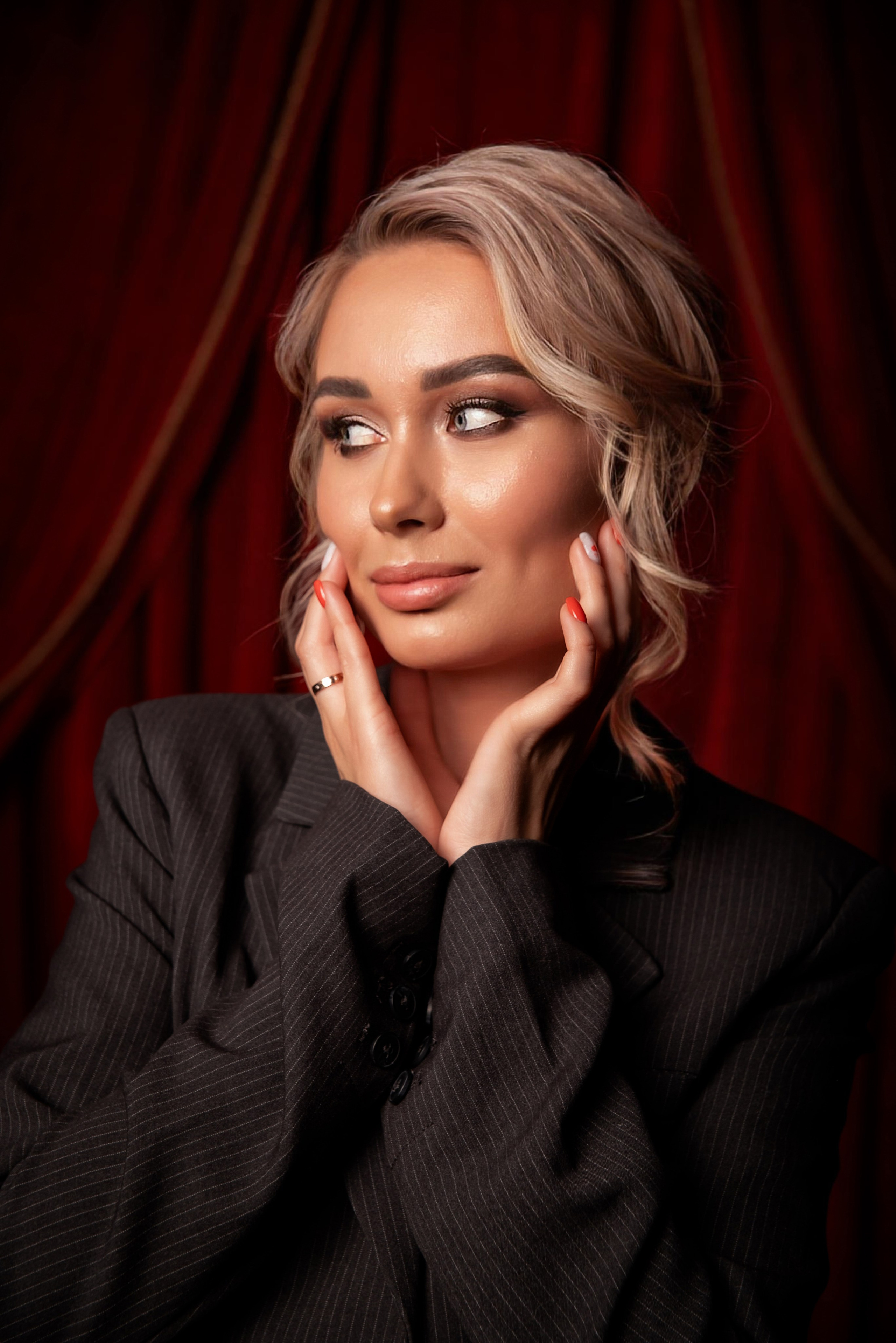 Красный. Свадебный и семейный фотограф в Ижевске Романова Ольга