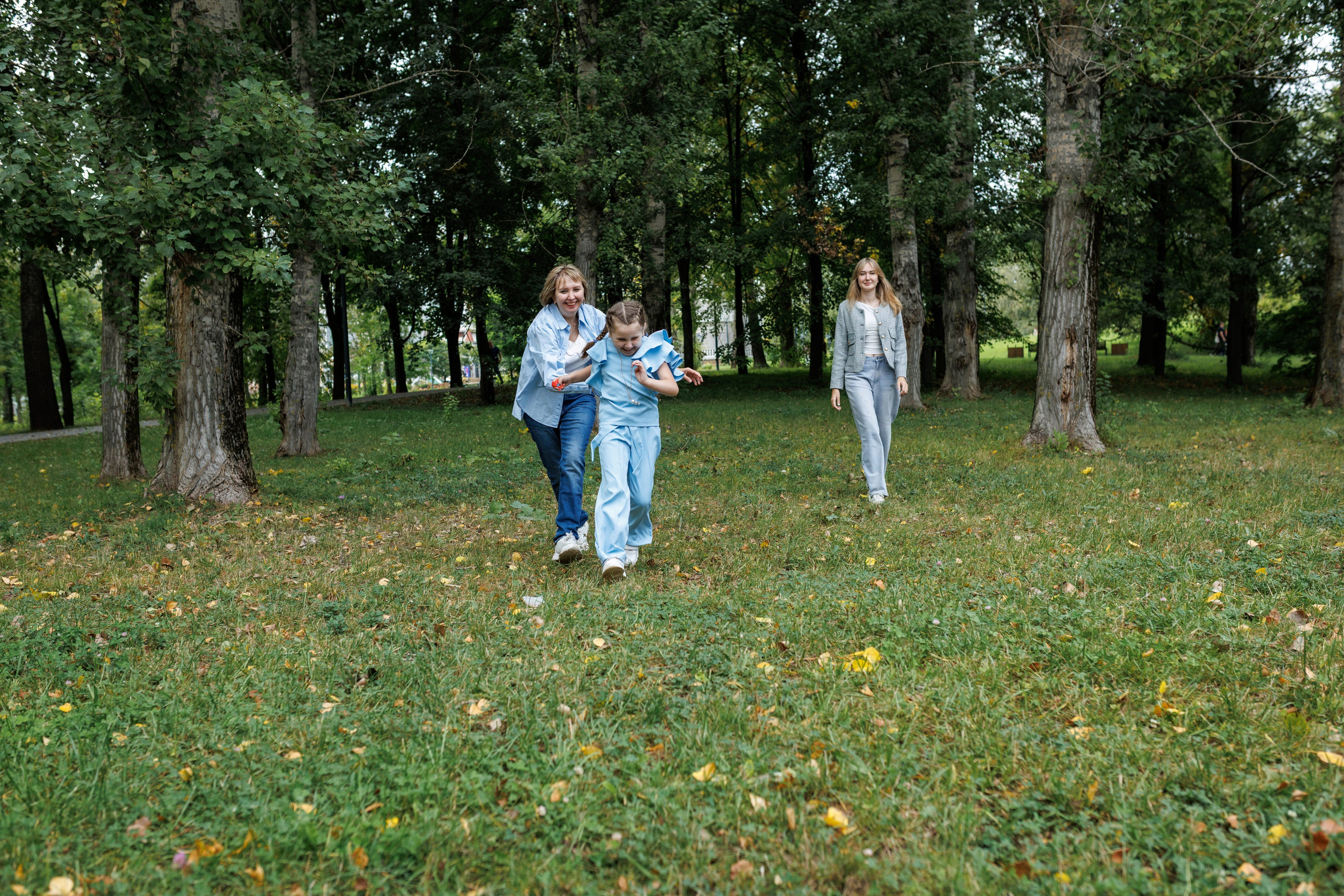 Девочки. Выпускные школьные альбомы Мария Киселёва/Москва и МО