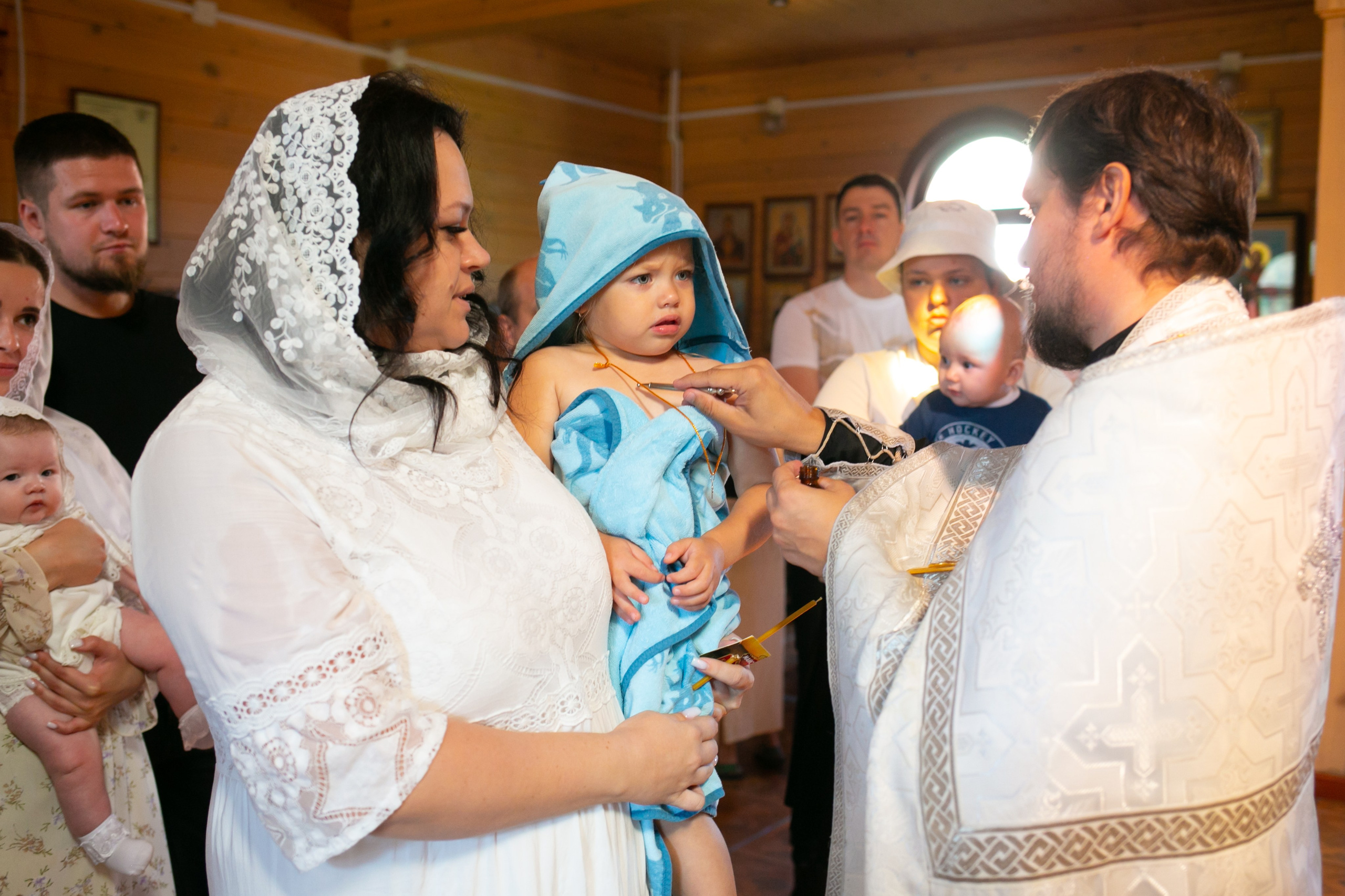 Крещение. Фотограф новорожденных и семейный фотограф НСО г. Бердск Марина Львова
