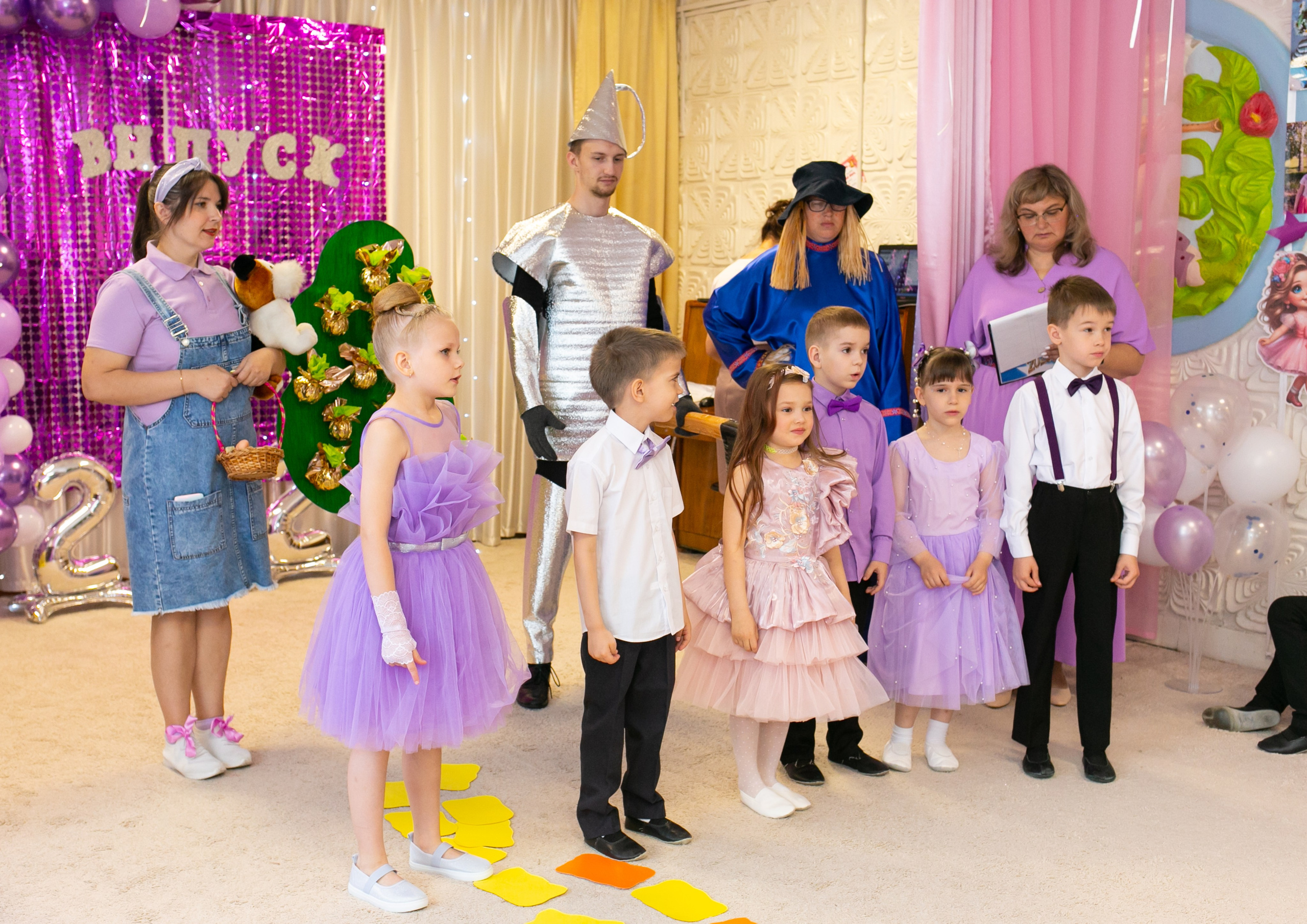 Выпускные и Утренники. Фотограф новорожденных и семейный фотограф НСО г. Бердск Марина Львова