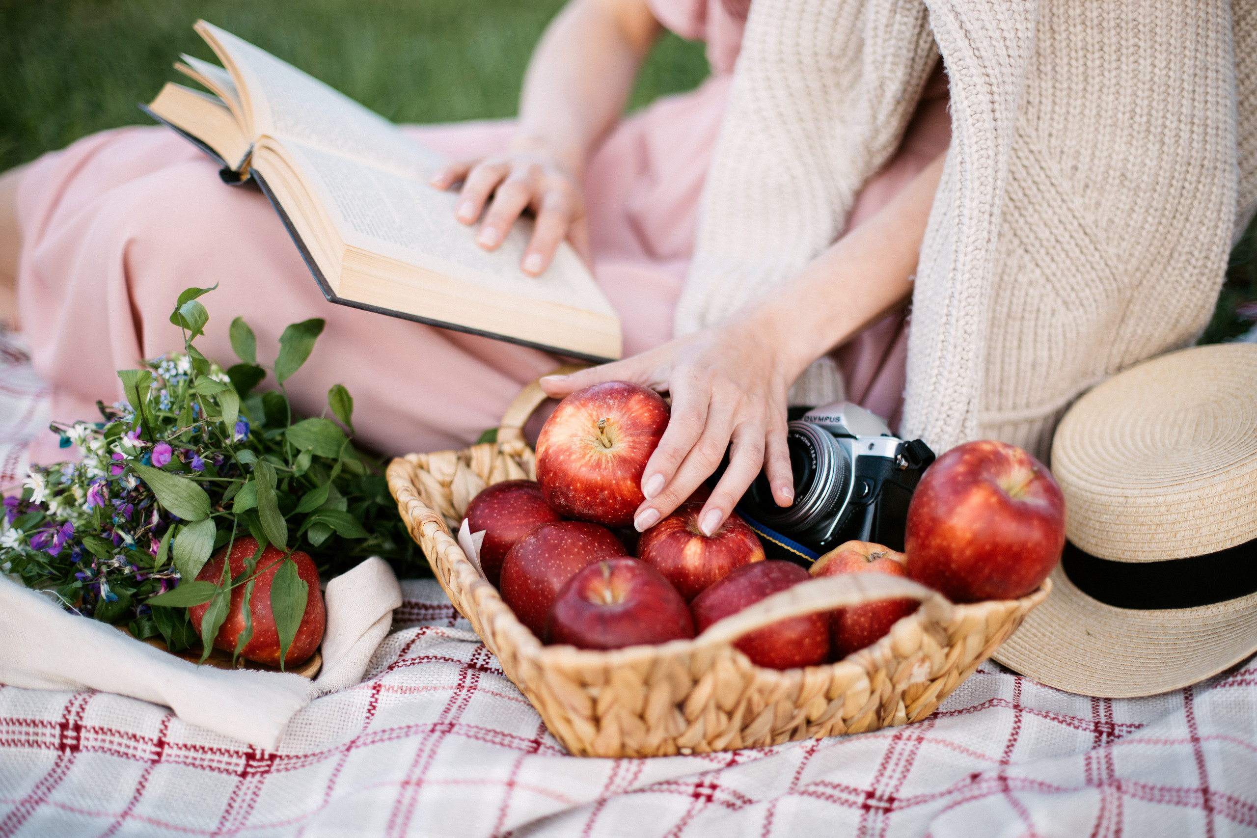 А поехали яблони смотреть. Женский и семейный фотограф в Туле Катя Вуколова