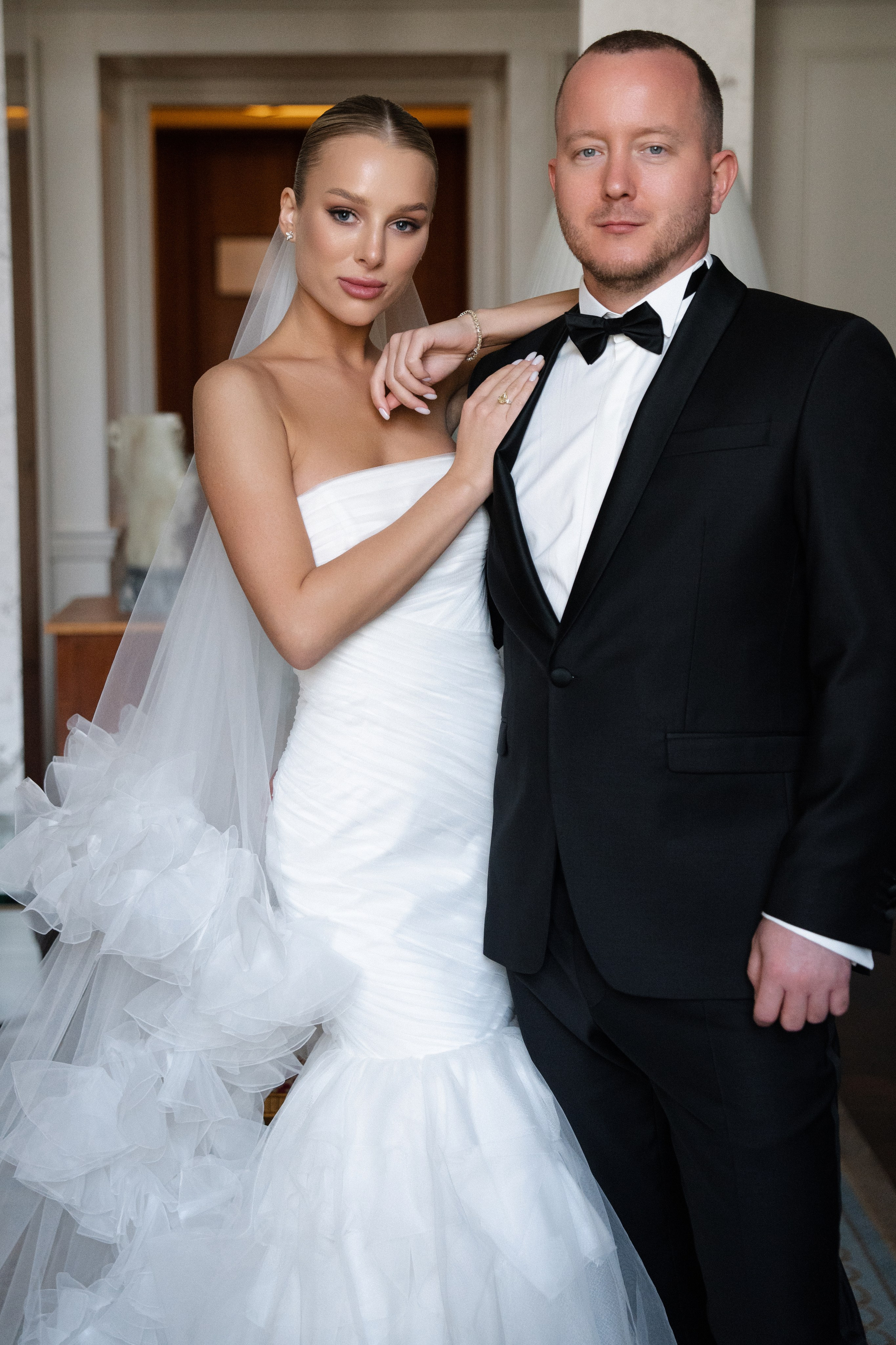 Анна Сергей. Камерная свадьба в Фосизонс в стиле неоклассика. Свадебный фотограф организатор в Санкт-Петербурге Ассоль Опарина