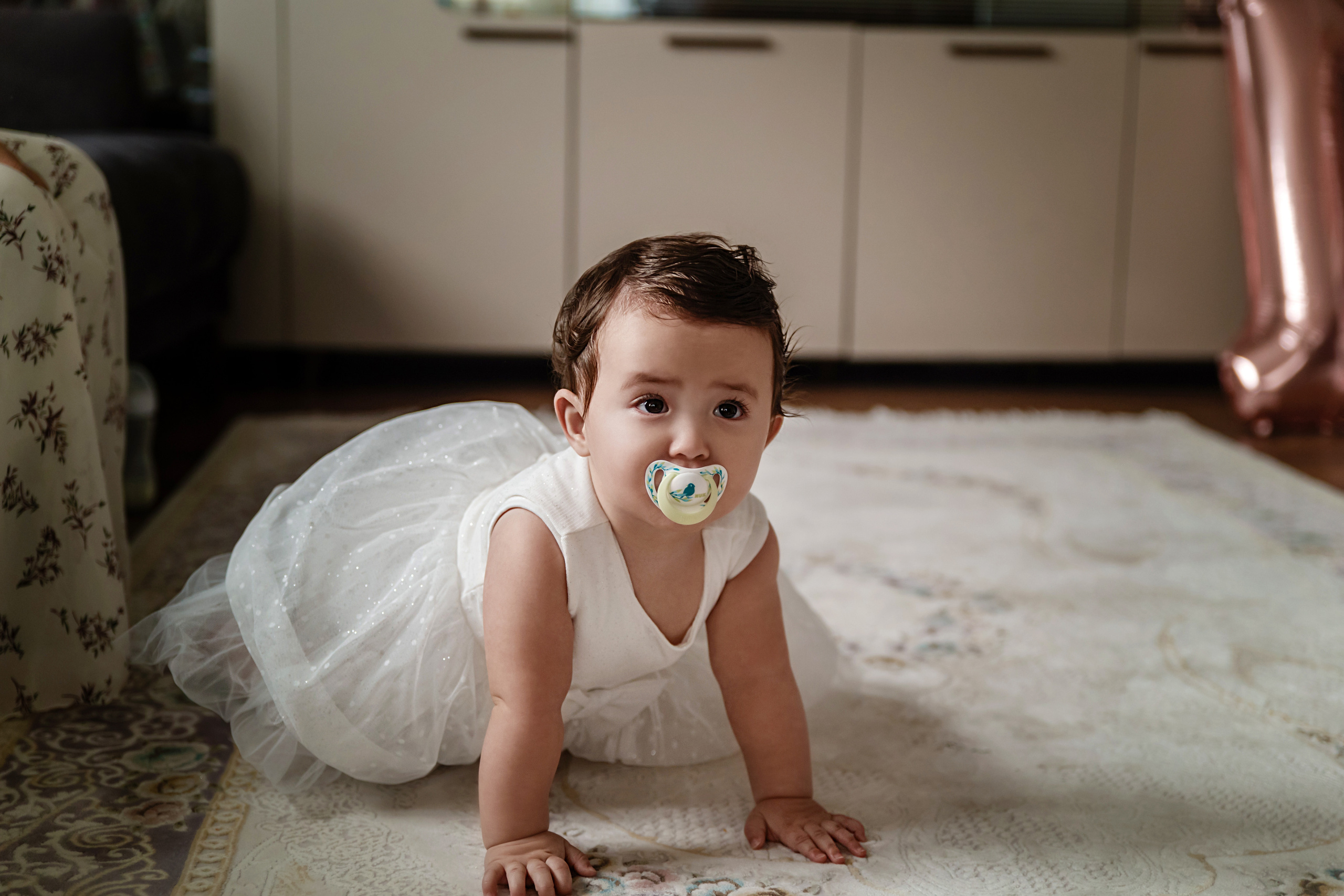 Lifestyle photo session for 1 year of birth. Professional family and children’s photographer in Izmir Irina Eron