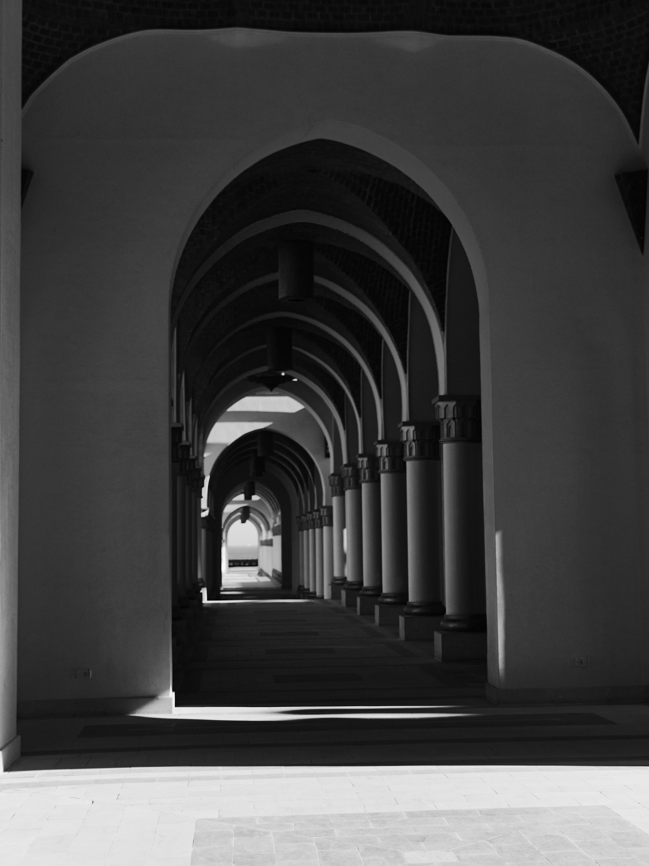 B&W. Jorgis — фотограф в Хургаде / обучение фотографии