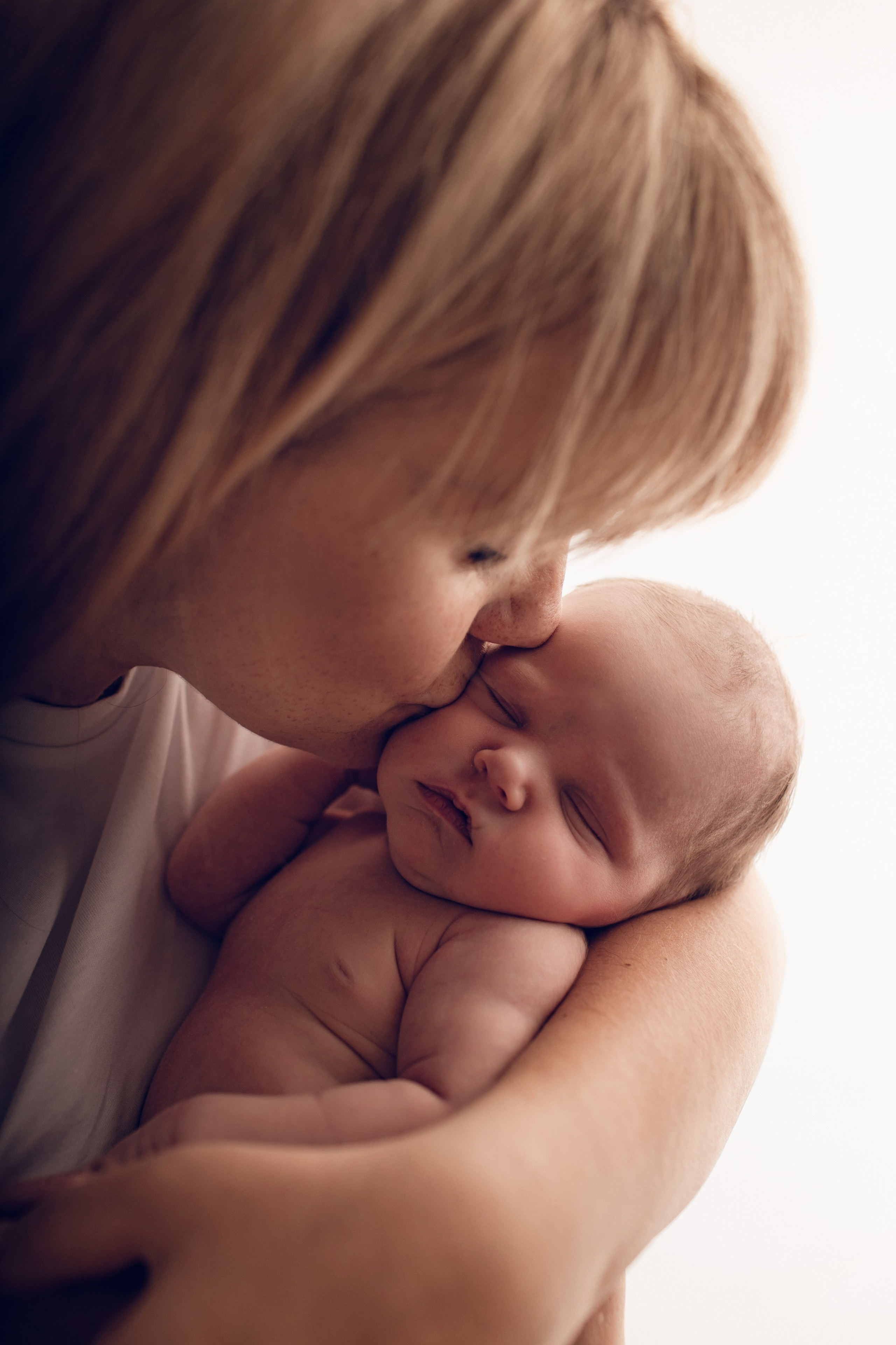 Newborn фотосессия (фотосессия новорожденных). Фотостудия для новорожденных и малышей в Твери — «На ручках»