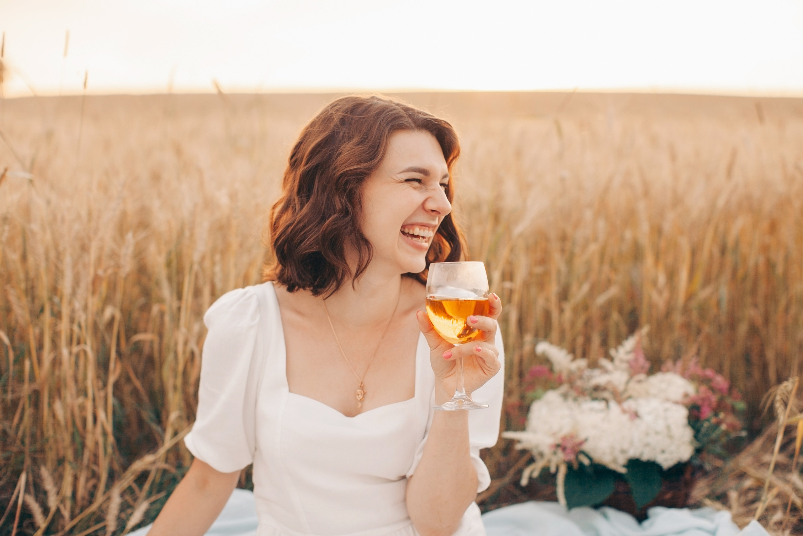 Семейная фотосессия в поле на закате. Фотограф Ольга Ефремова