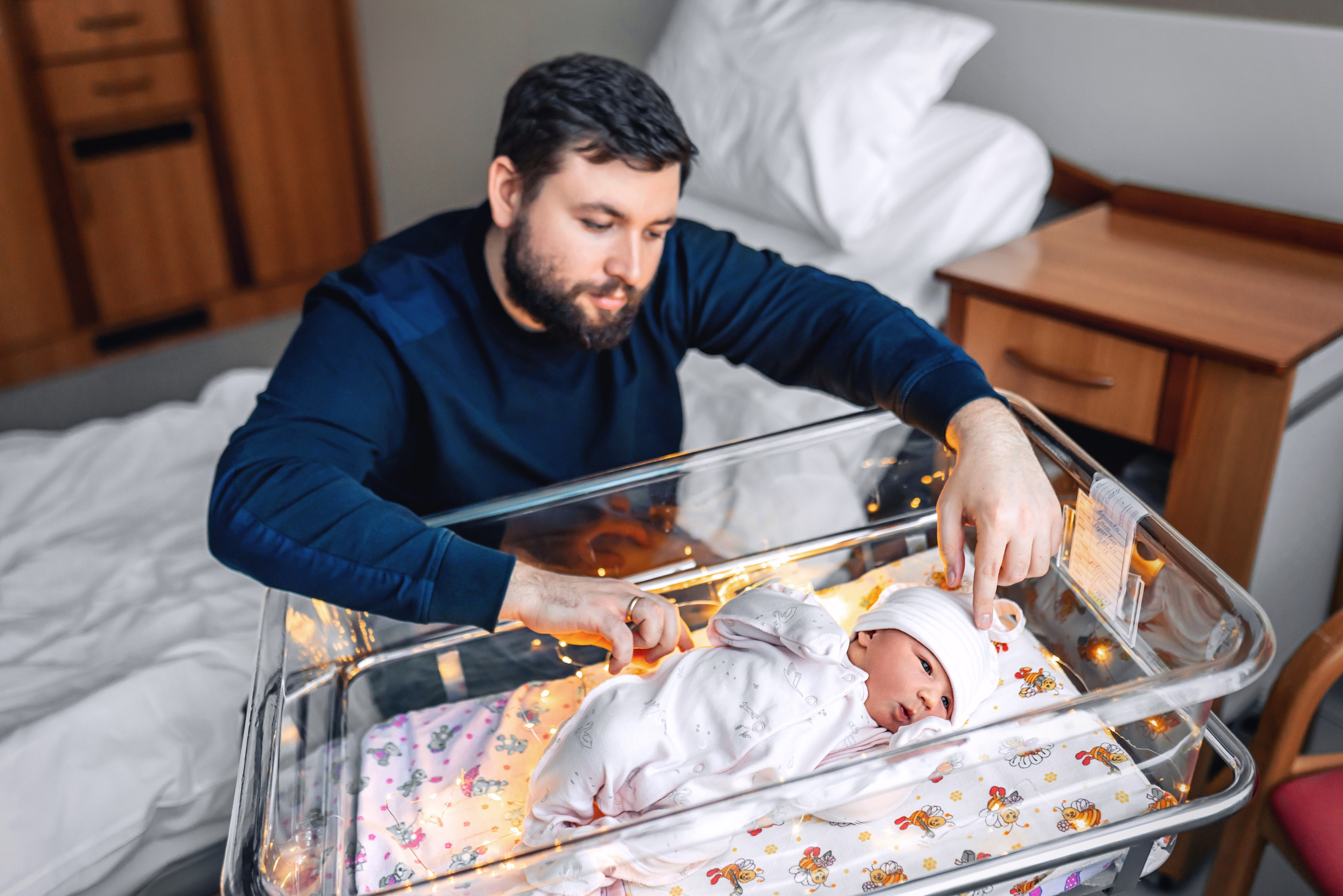 Выписка из роддома Лапино. Фотограф на выписку из роддома Москва. Фотограф \ Видеограф на Крещение, Венчание Москва| Семейные съемки