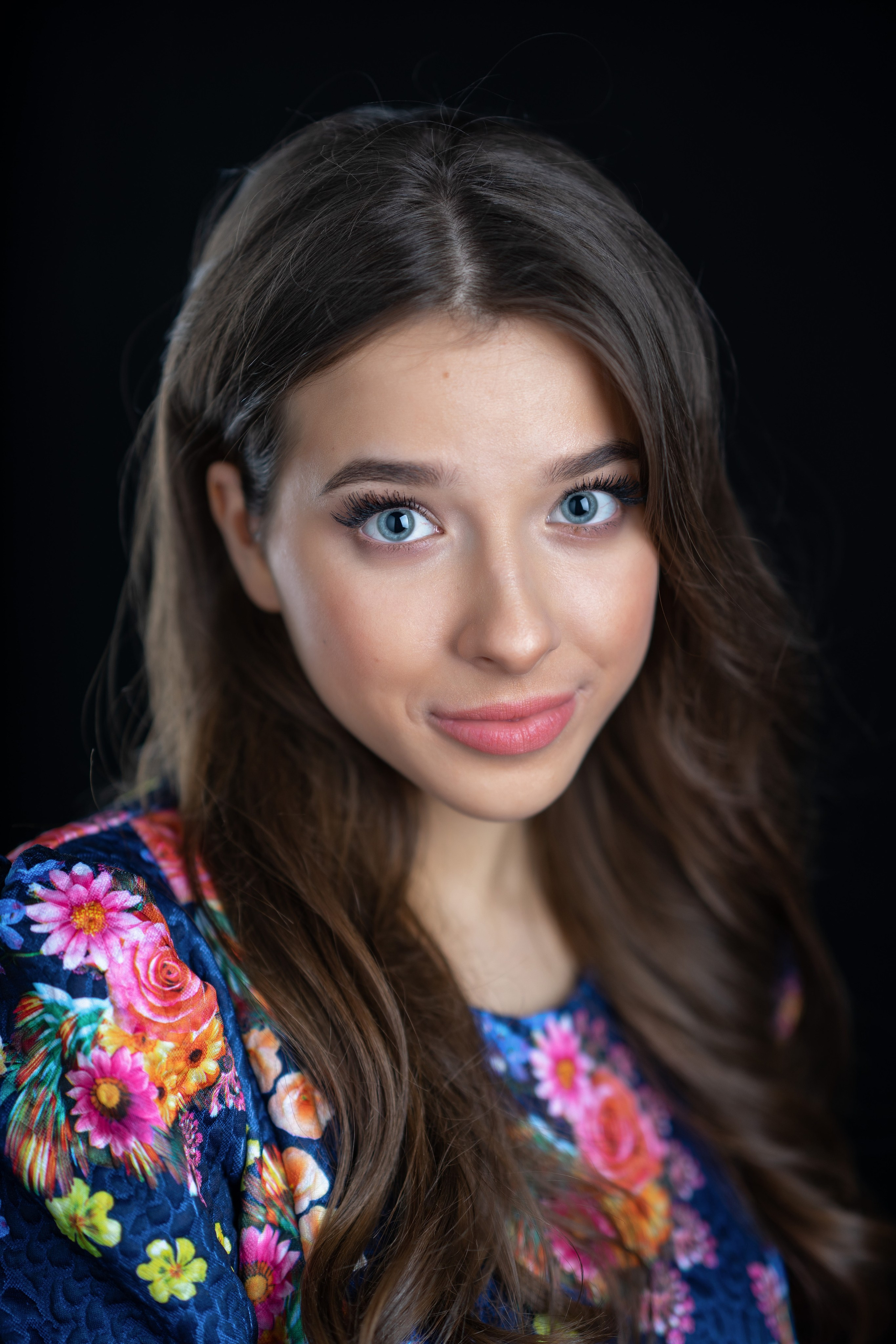 Модельная съемка в Москве. Каталожная и промышленная съемка в Москве Александр Плонский