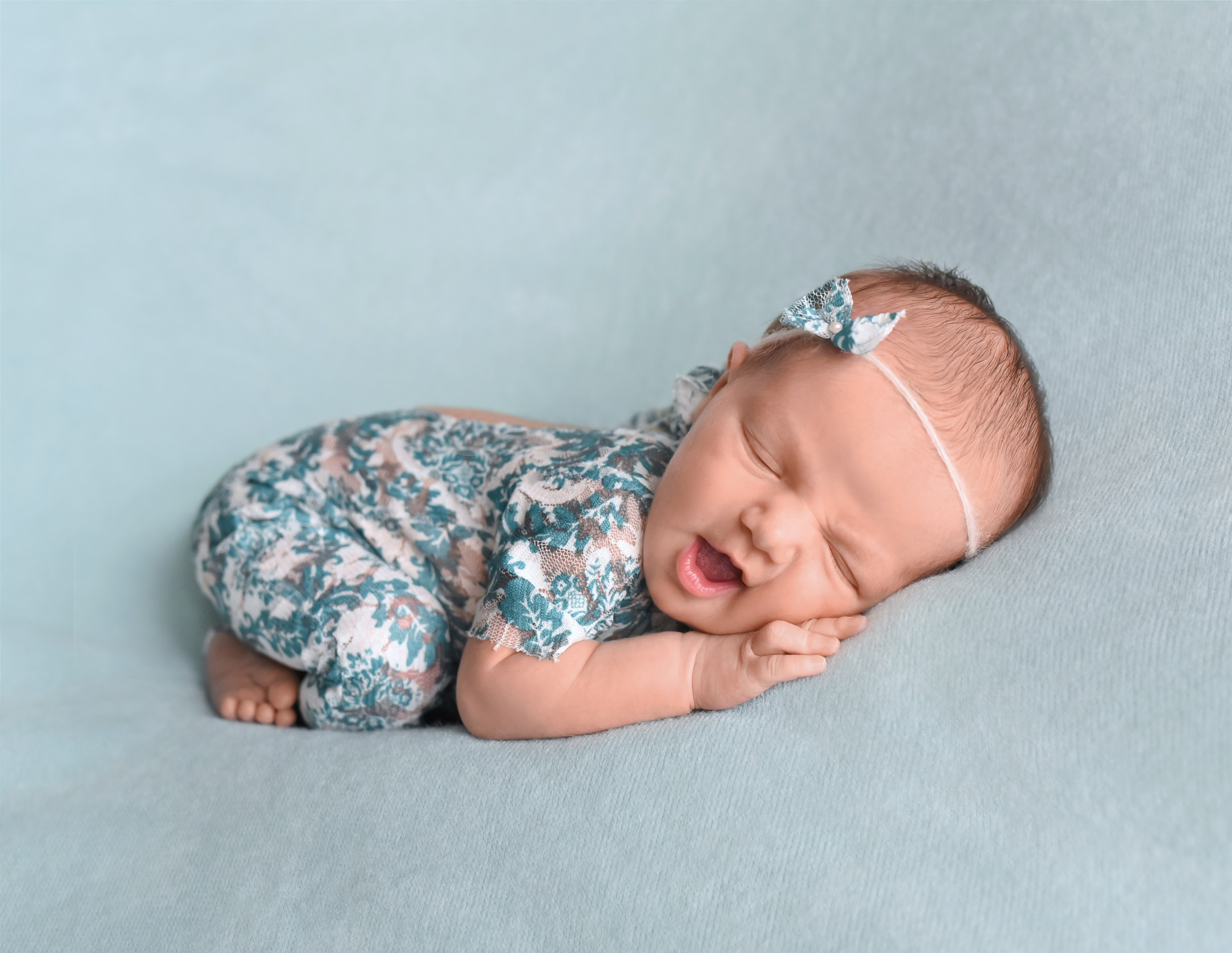 Новорожденные малыши. Детский и семейный Фотограф г. Красноярск