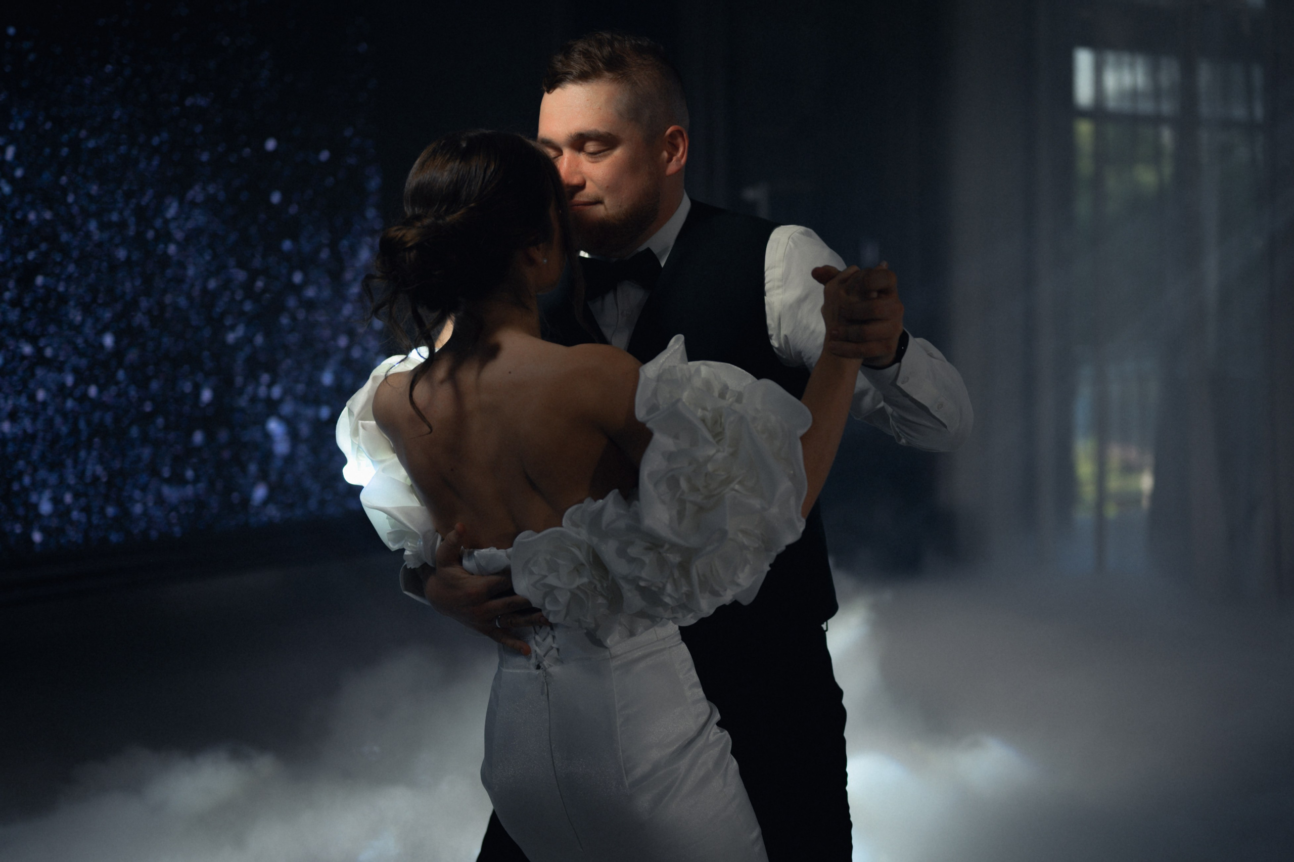 Мария и Никита. Бунгало в Москве.Аренда Бунгало в Мск