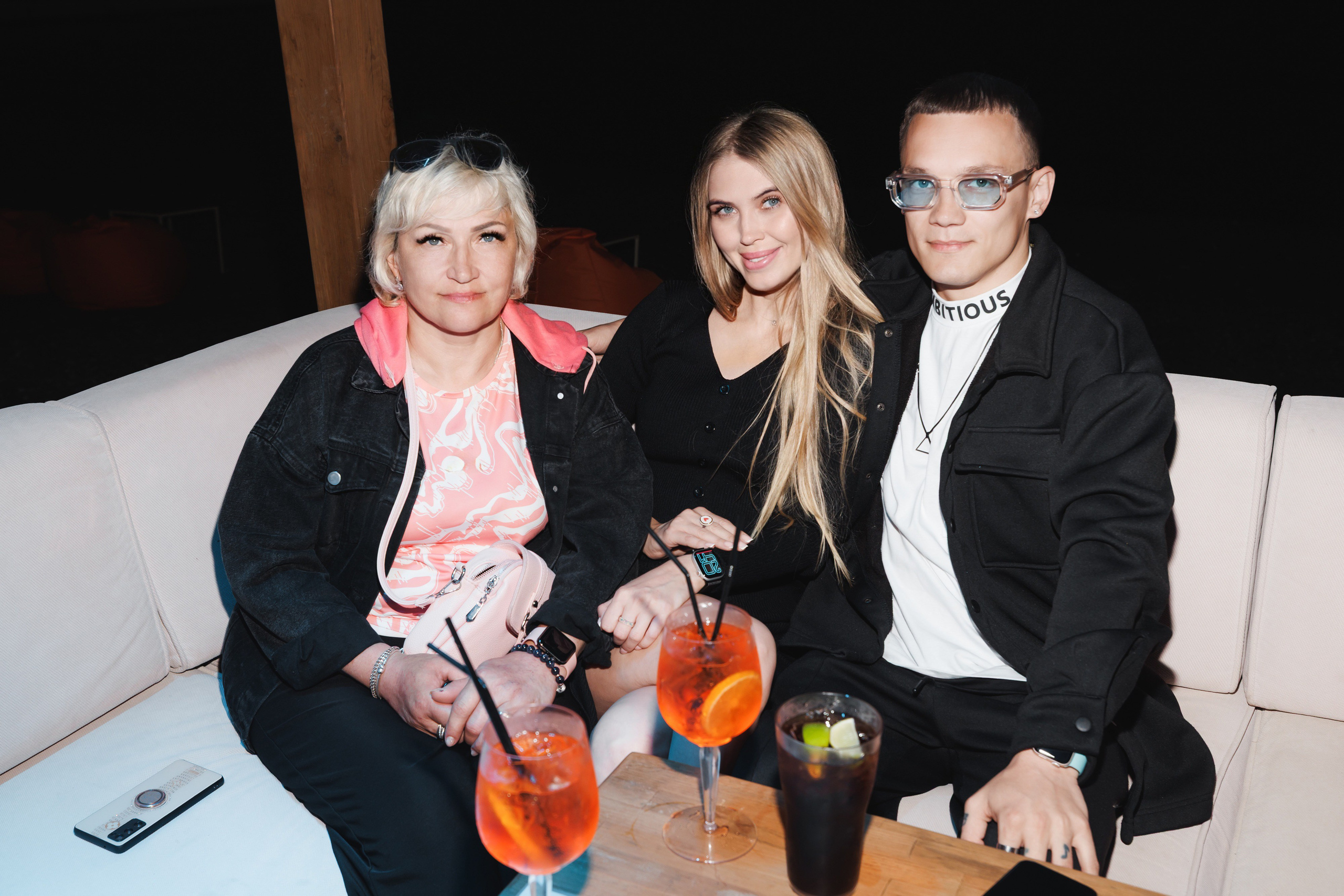 TROPICAL DISCO BIRTHDAY PARTY