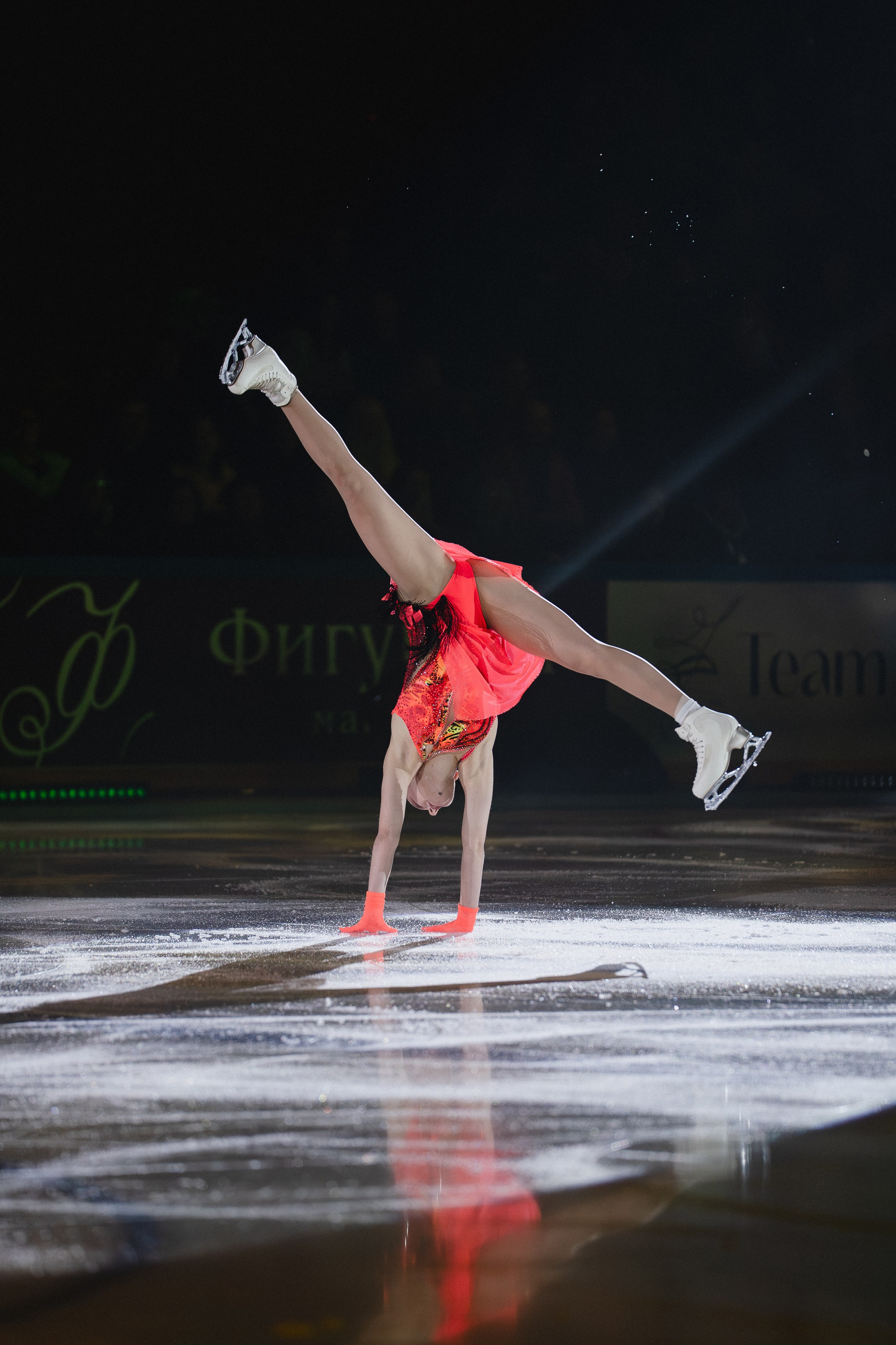 Шоу Этери Тутберидзе в Новосибирске. Воробьева Ксения — Спортивный и танцевальный фотограф Новосибирск