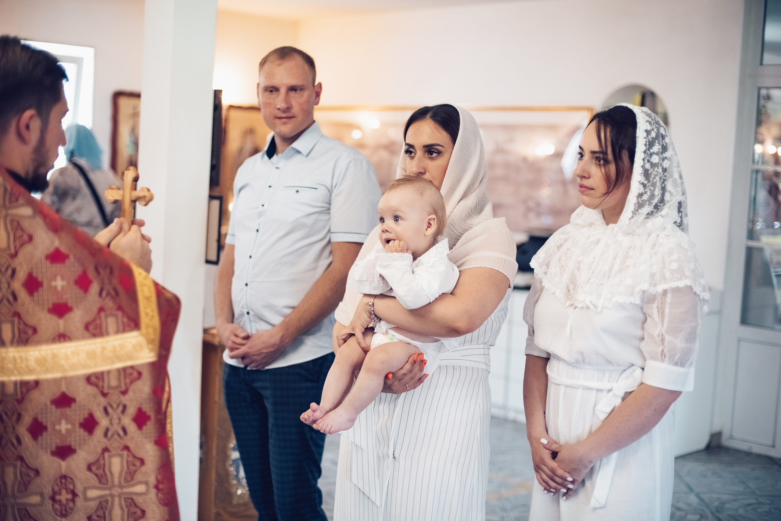 Фотосессия Крещения в Санкт-Петербурге. Фотограф Юлия Кондратьева