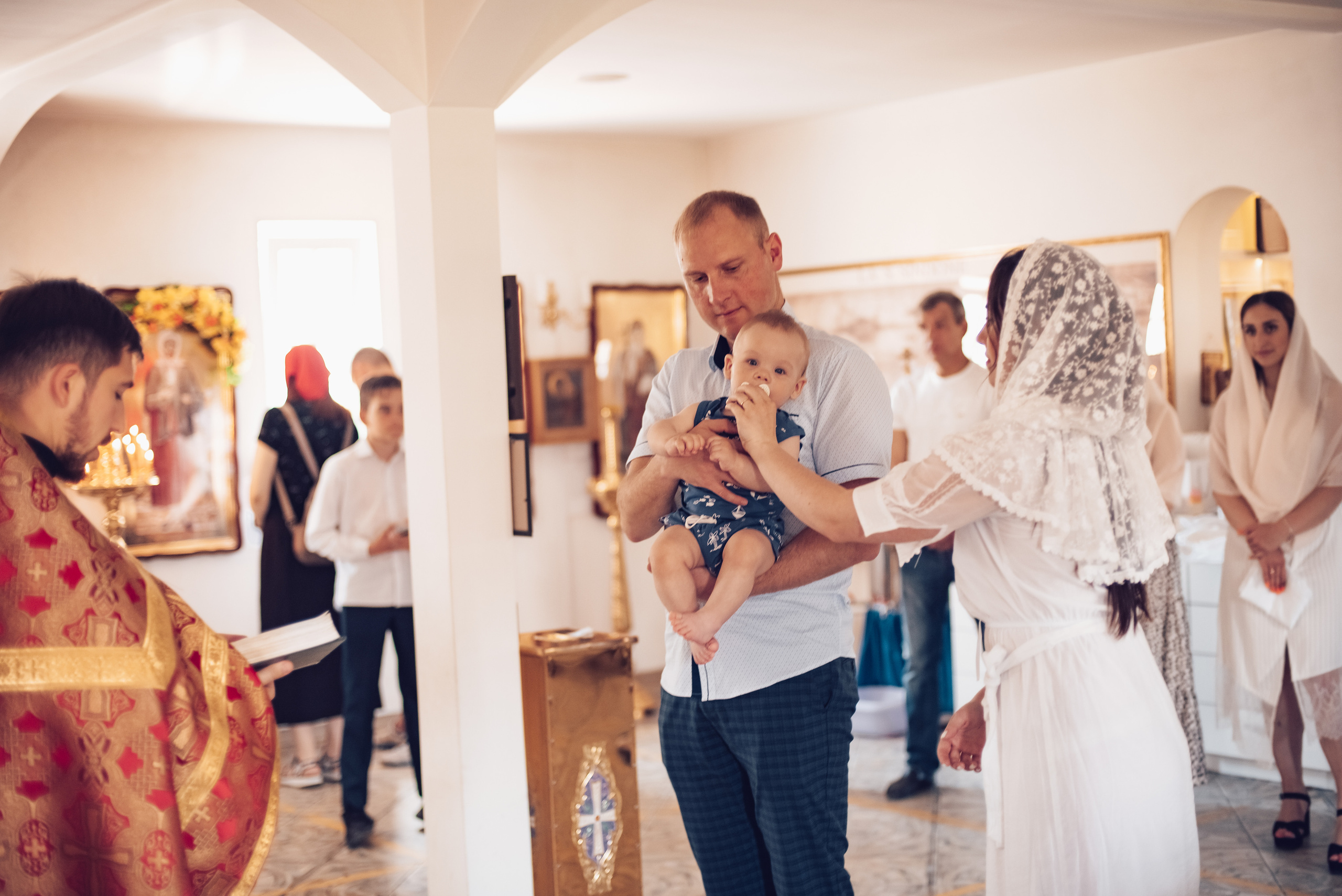 Фотосессия Крещения в Санкт-Петербурге. Фотограф Юлия Кондратьева