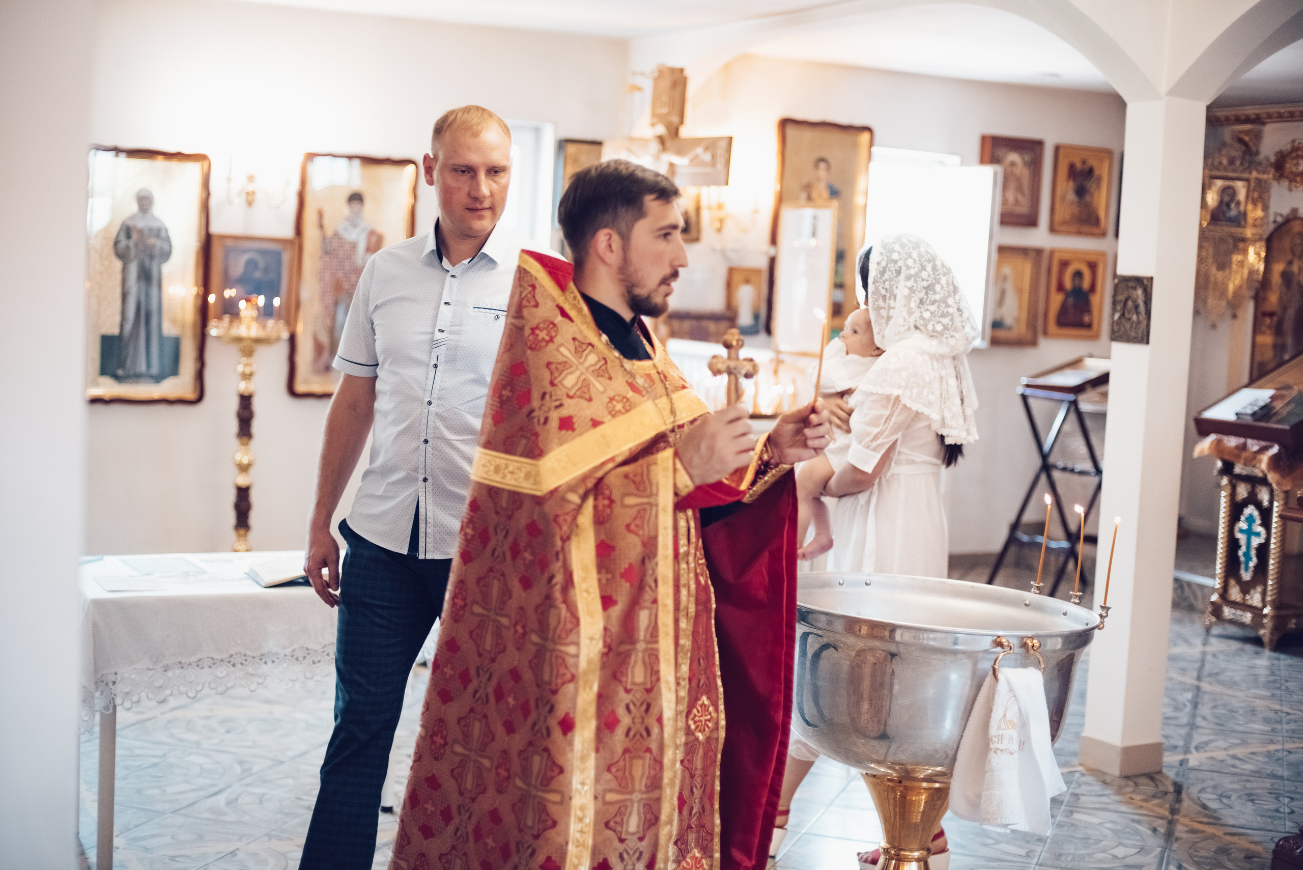 Фотосессия Крещения в Санкт-Петербурге. Фотограф Юлия Кондратьева