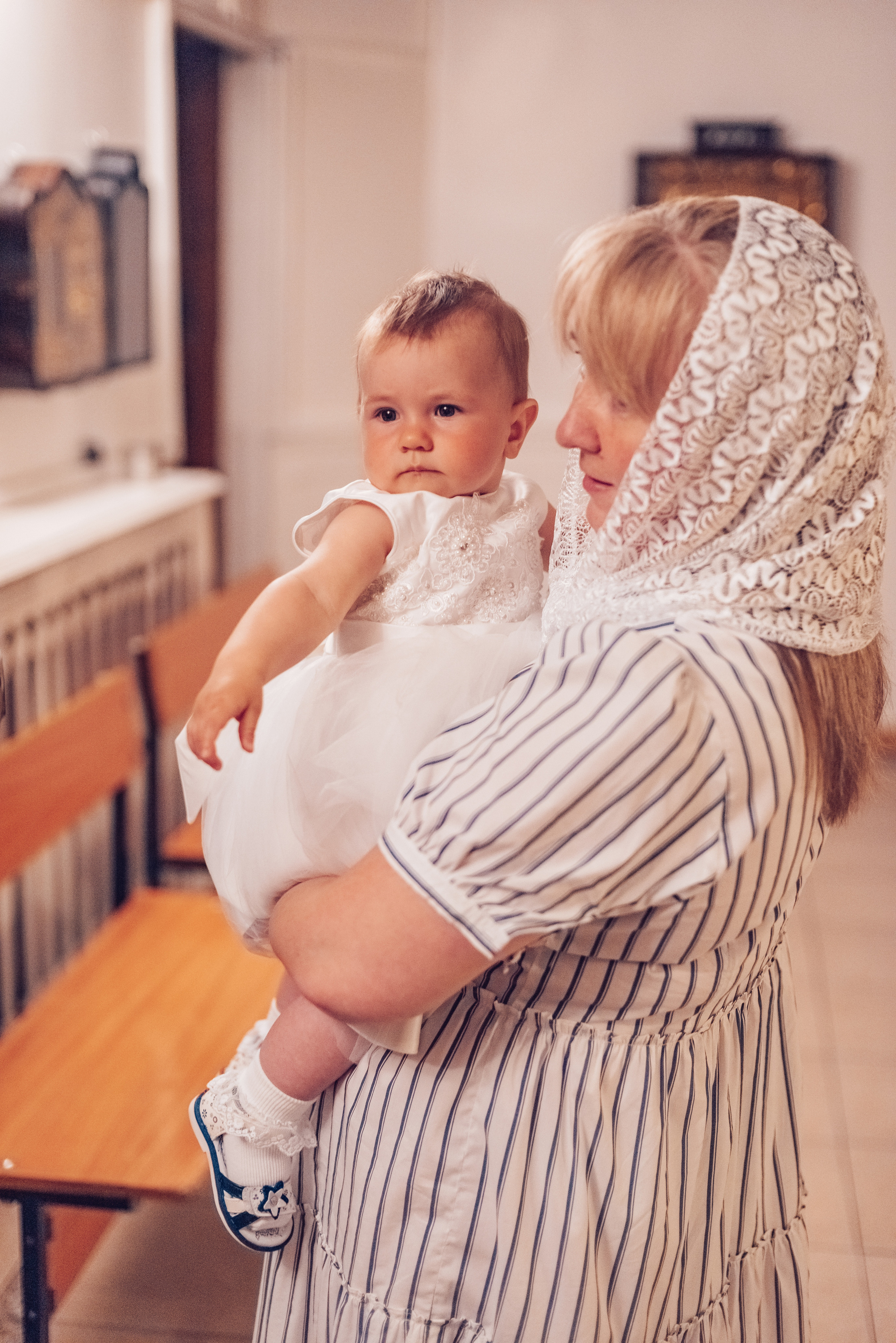 Фотосессия Крещения в Санкт-Петербурге. Фотограф Юлия Кондратьева