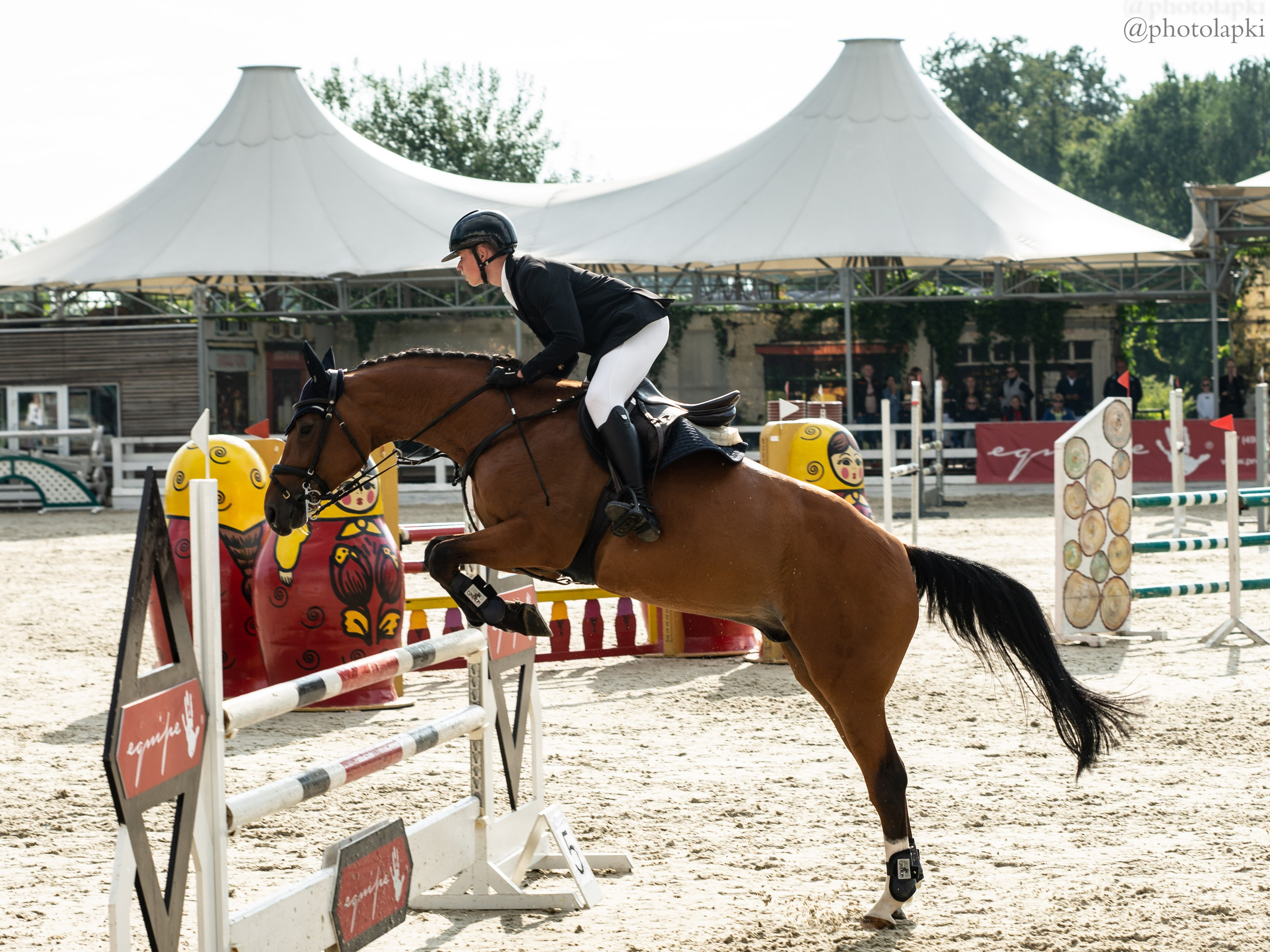 HORSE JUMPING. Фотограф Наталья Леонова
