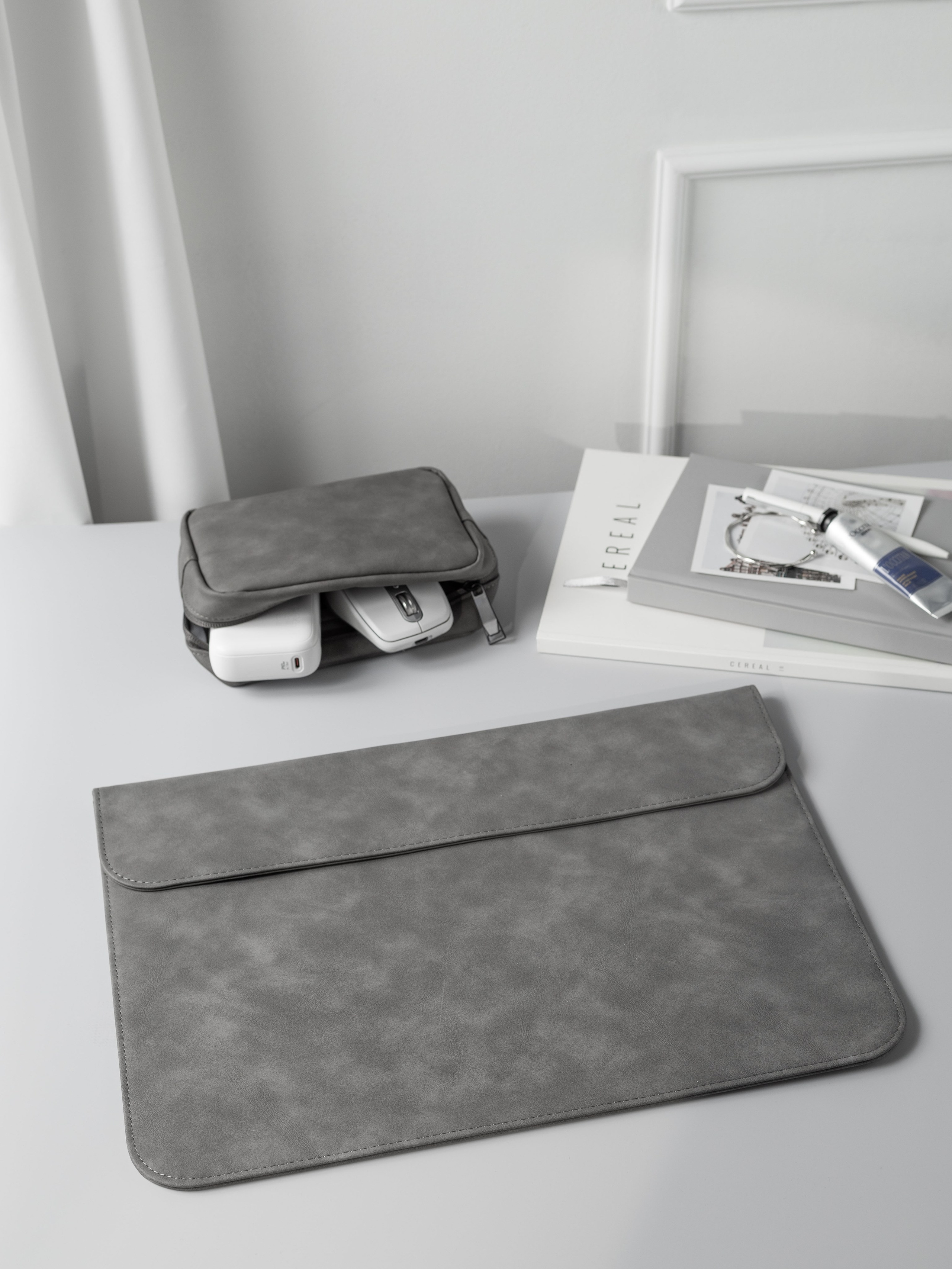 Чехол для ноутбука. Предметный фотограф Северова Екатерина | Профессиональная предметная съёмка фото и видео в Санкт-Петербурге